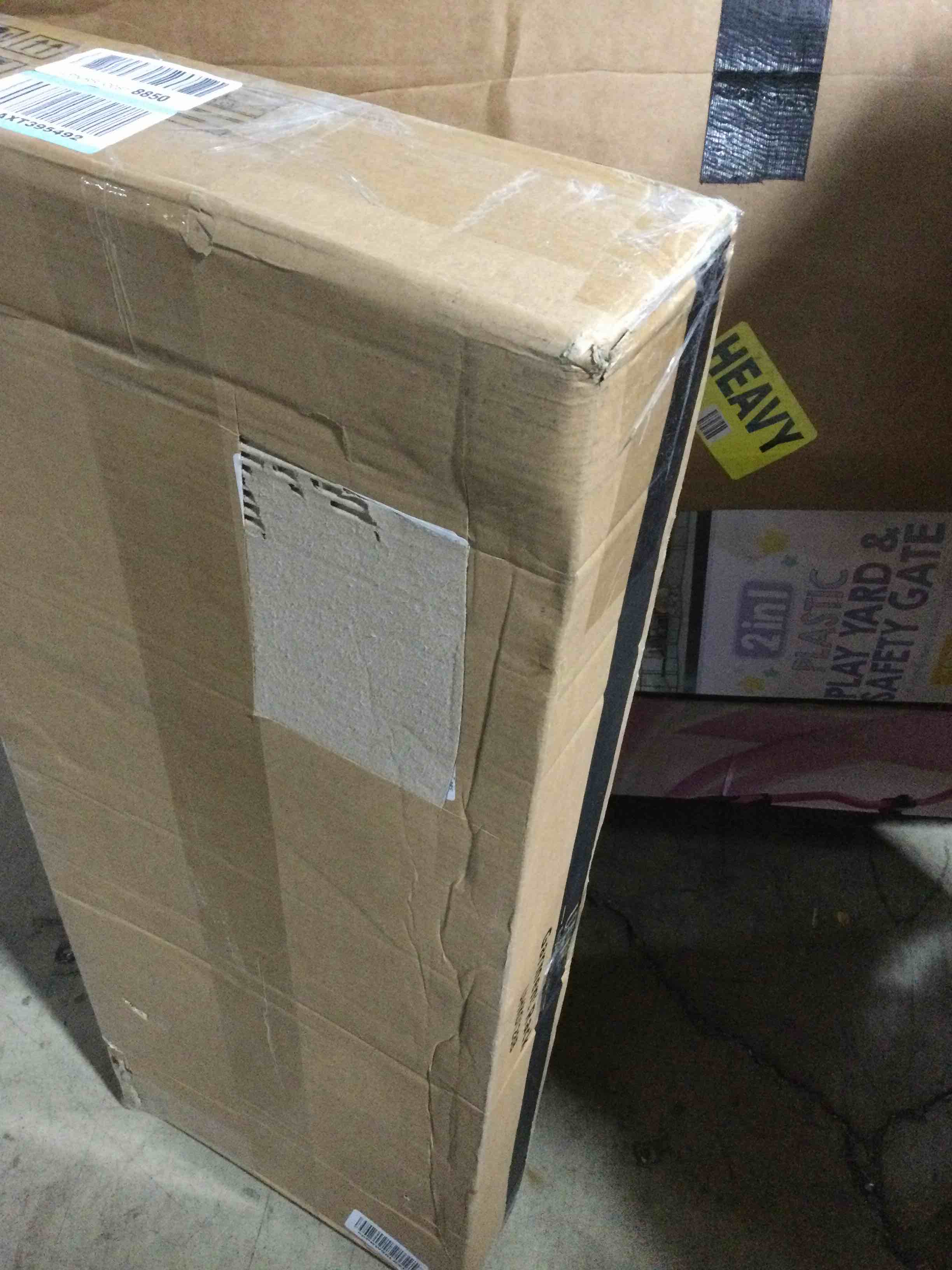 https://s3.amazonaws.com/lotting-images-prod/bidfta/BLU6199112_1714758153584.jpeg