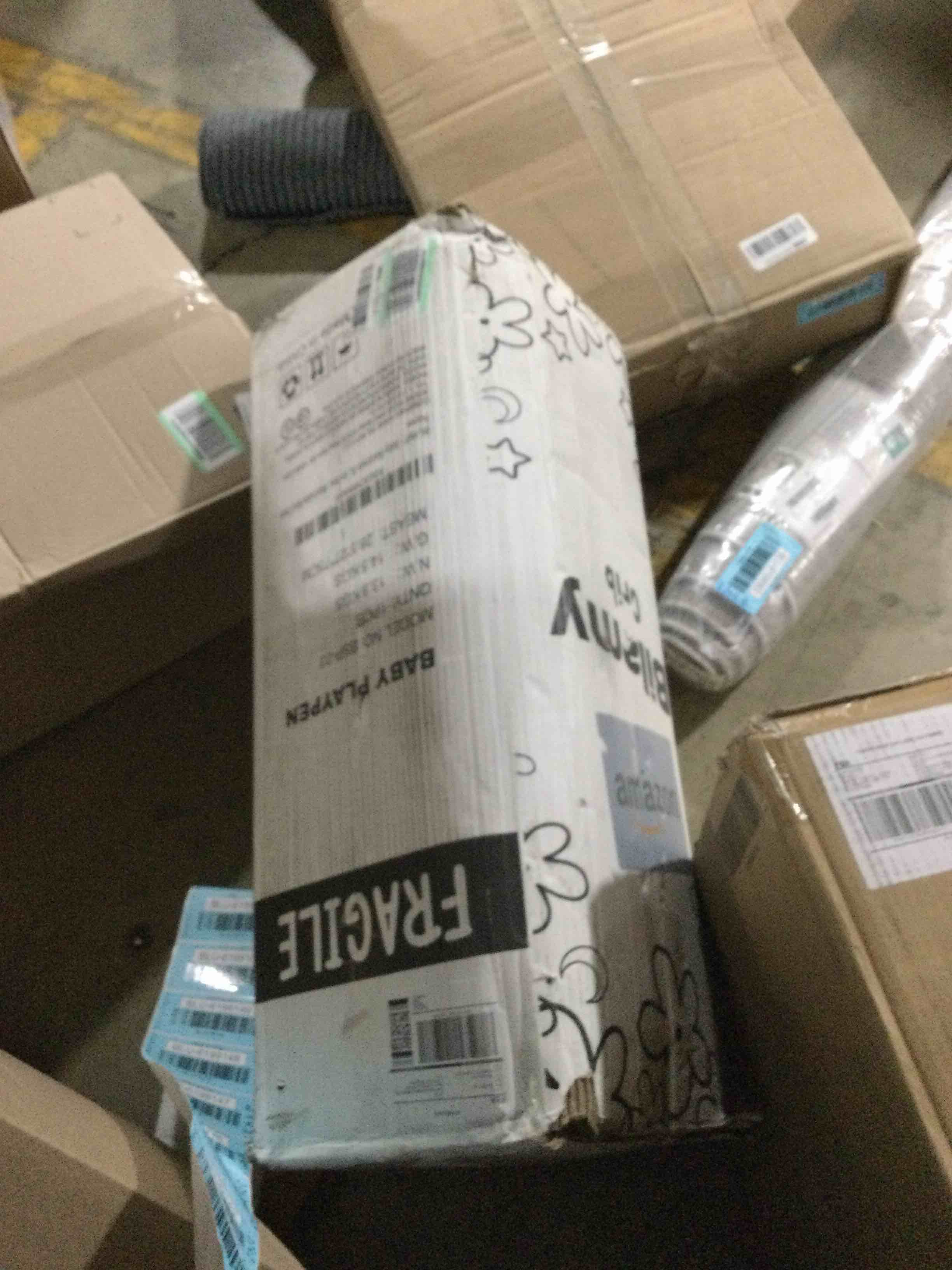 https://s3.amazonaws.com/lotting-images-prod/bidfta/BLU6199131_1714767959085.jpeg