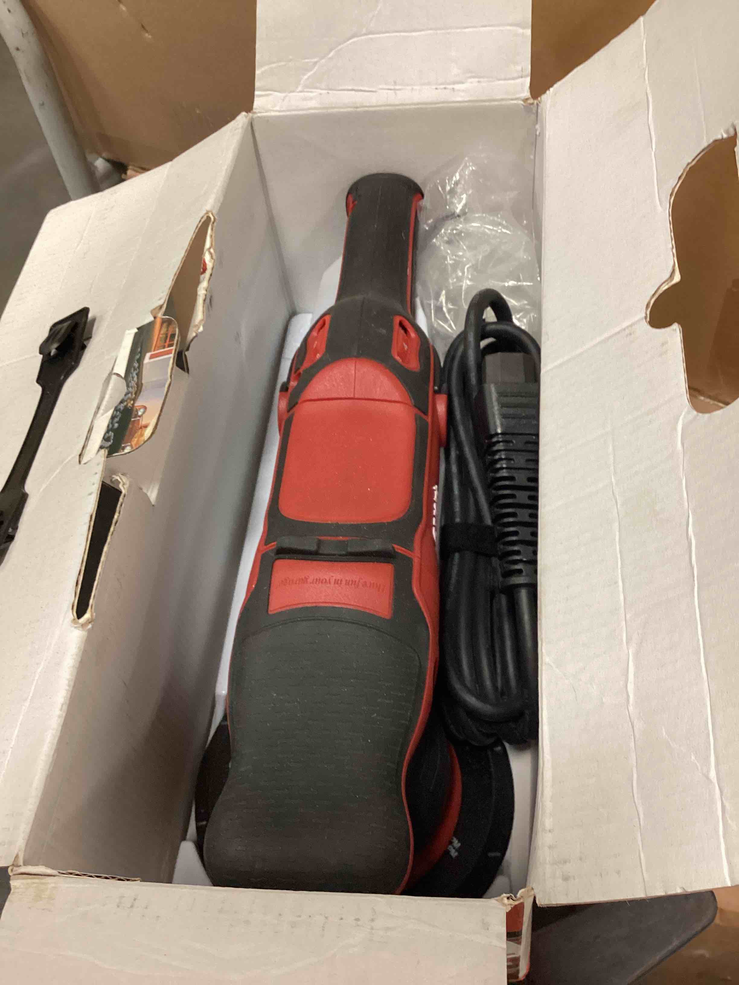 https://s3.amazonaws.com/lotting-images-prod/bidfta/BLU6207450_1711974896346.jpeg