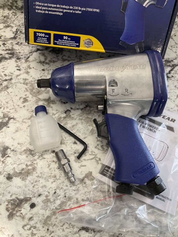 Goodyear GY3424 1/2" Air Impact Wrench 230 Ft-lb Working Torque (7000 RPM