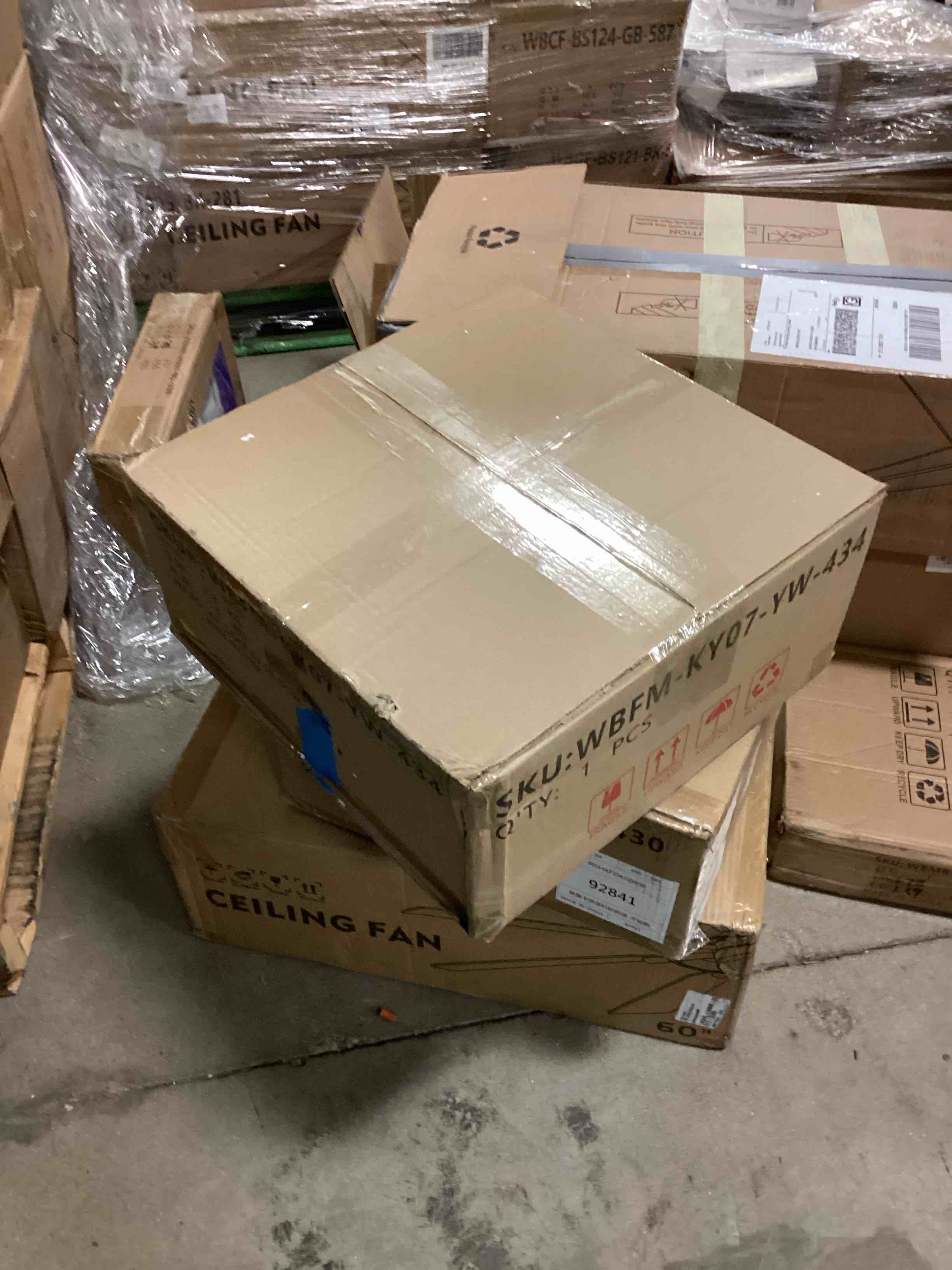 https://s3.amazonaws.com/lotting-images-prod/bidfta/BLU6209209_1713811674740.jpeg