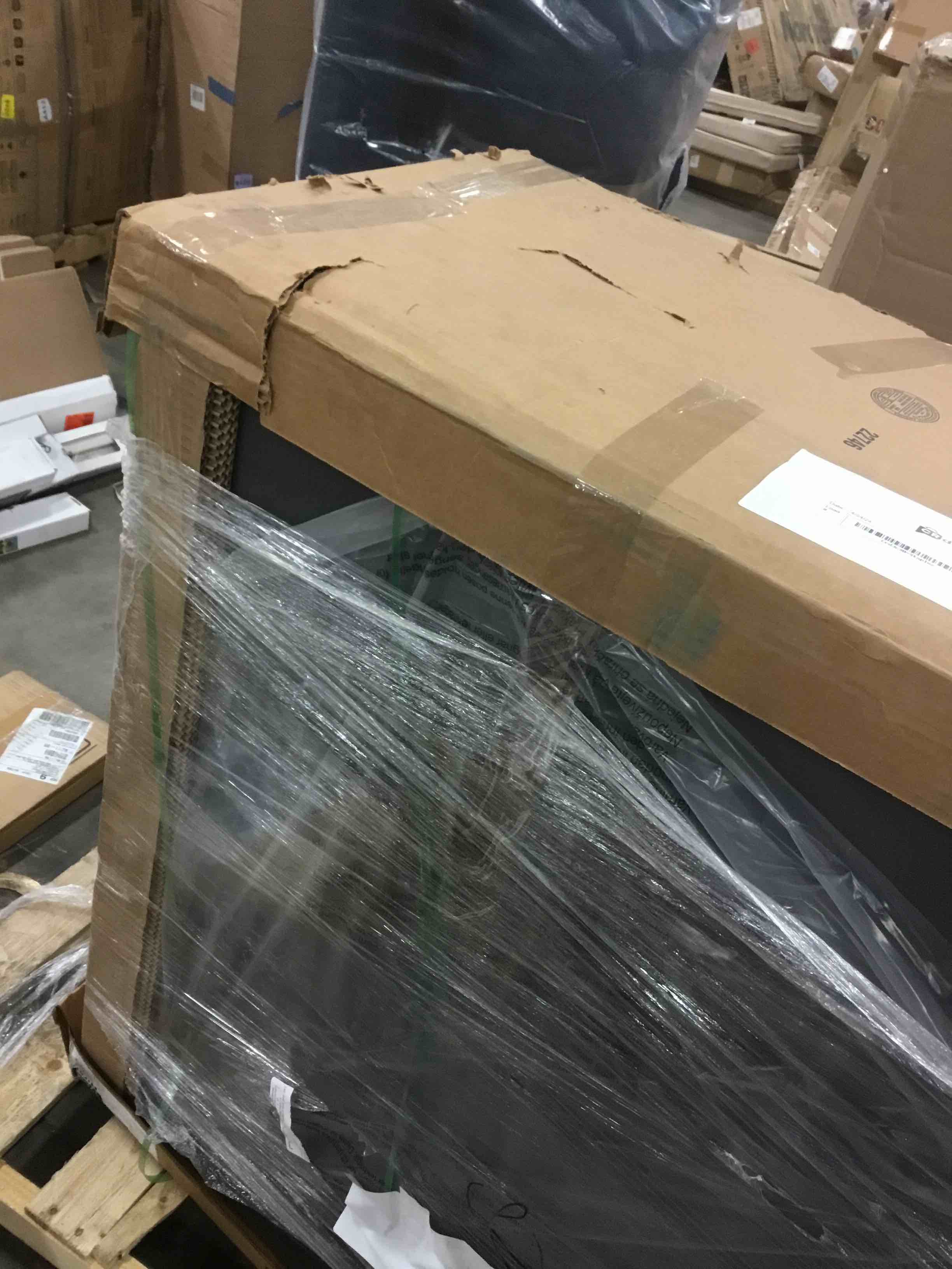 https://s3.amazonaws.com/lotting-images-prod/bidfta/BLU6209886_1714748260317.jpeg