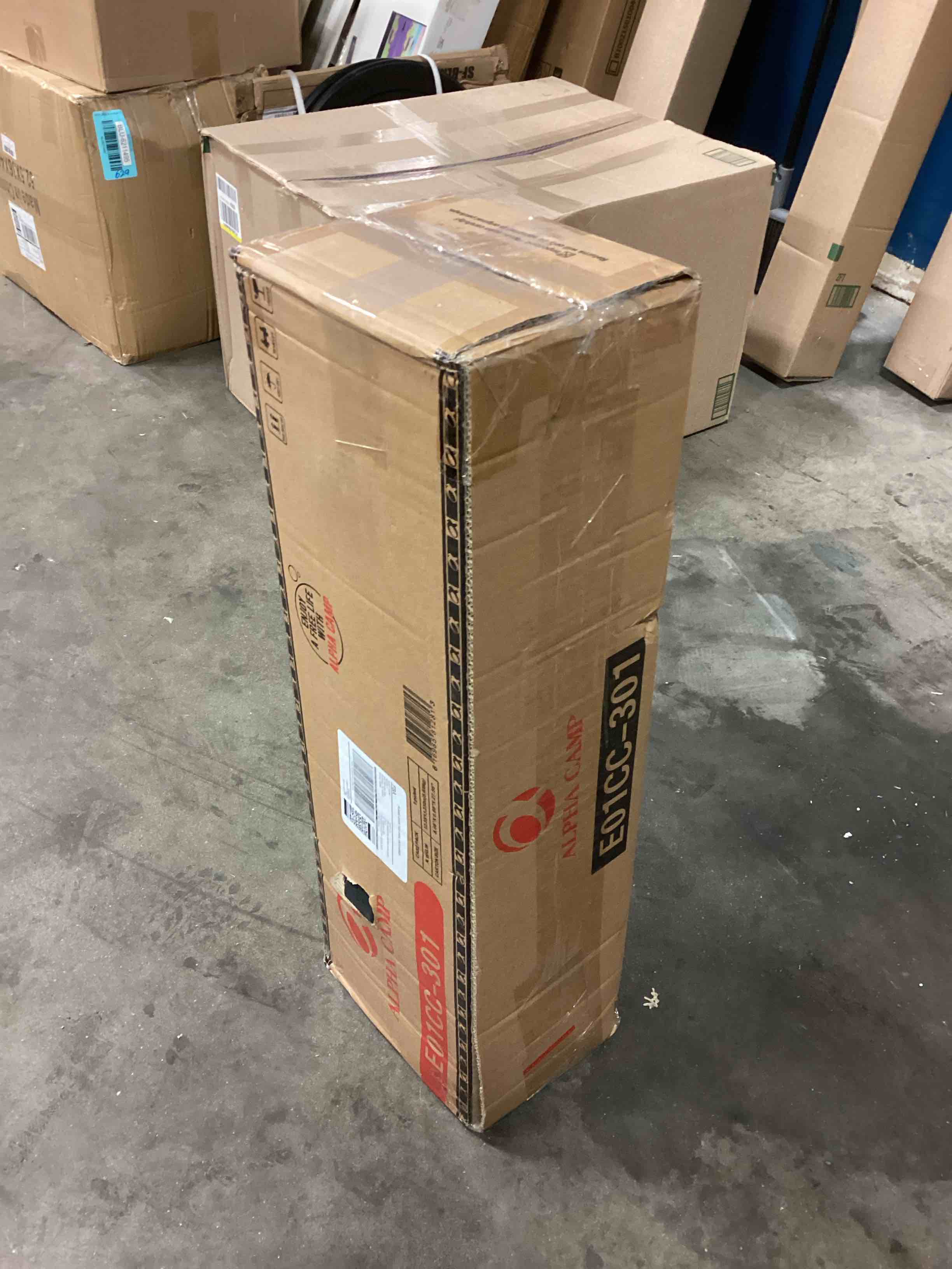 https://s3.amazonaws.com/lotting-images-prod/bidfta/BLU6211511_1713892295864.jpeg