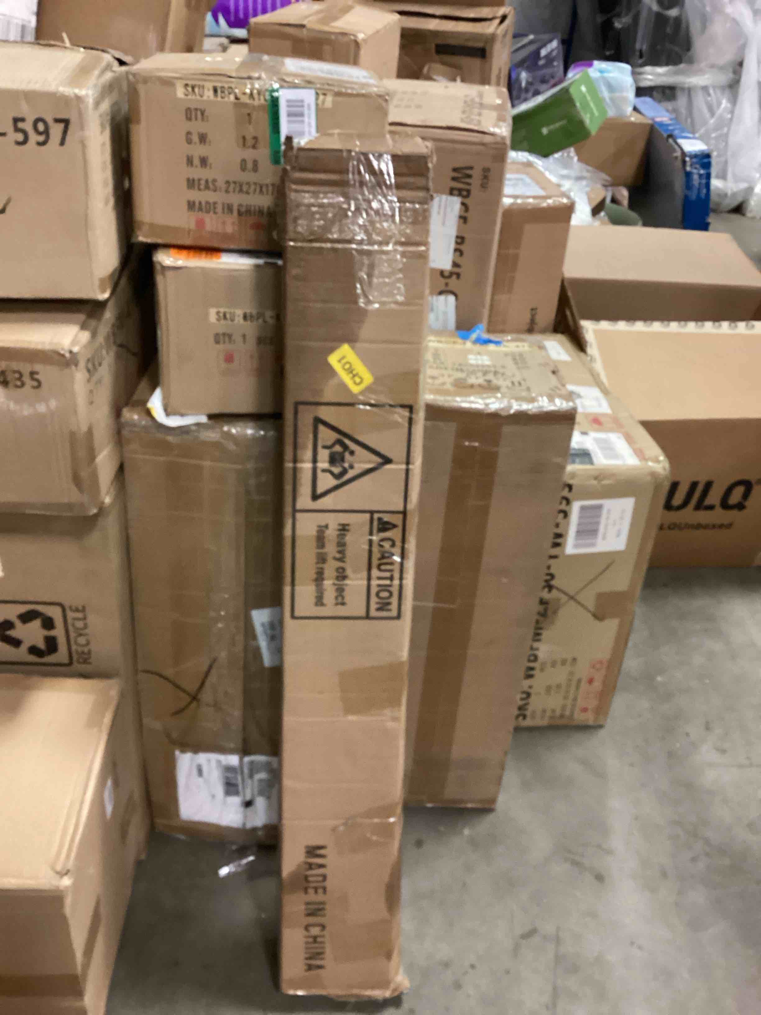https://s3.amazonaws.com/lotting-images-prod/bidfta/BLU6211526_1713895217474.jpeg