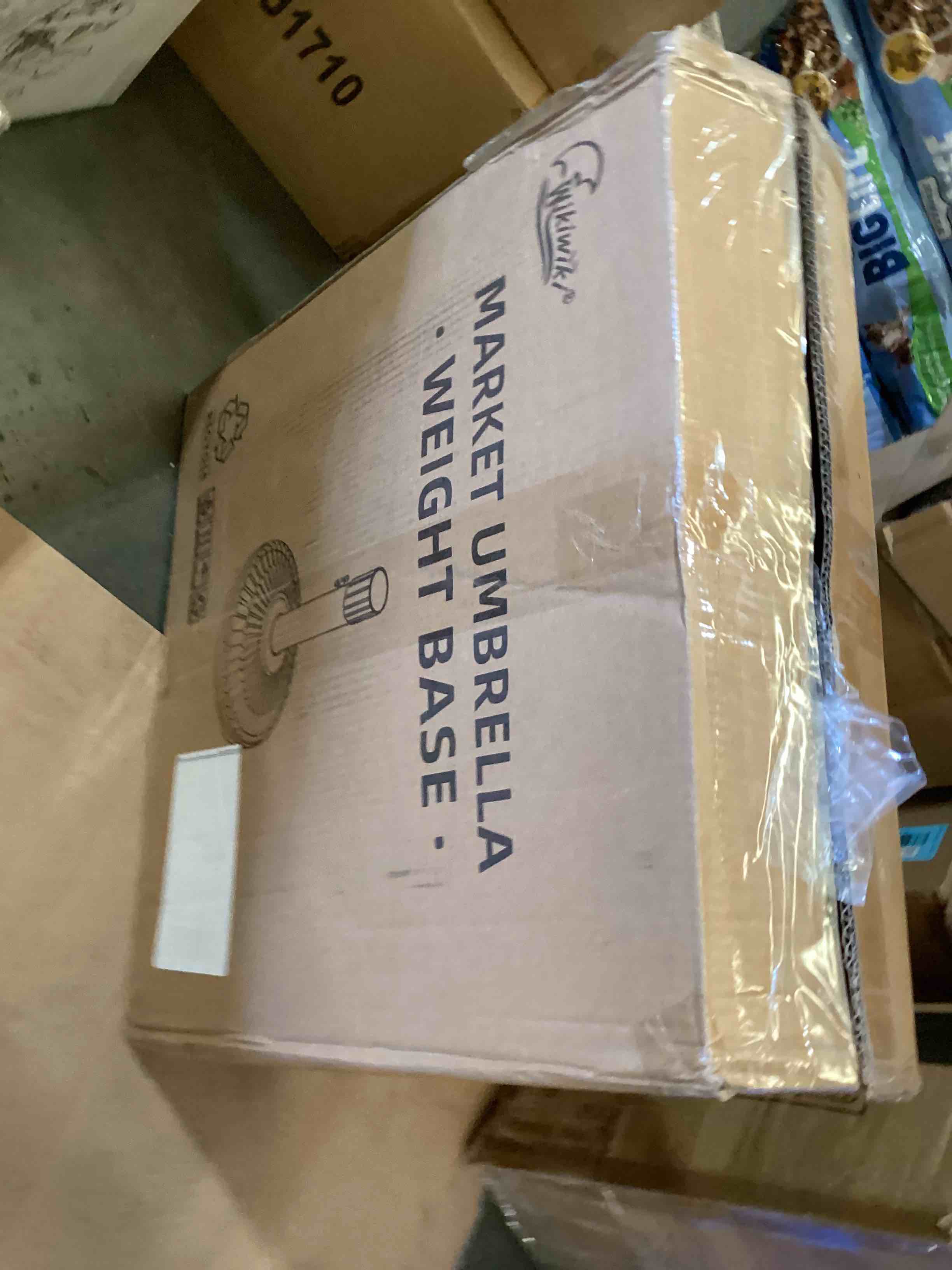 https://s3.amazonaws.com/lotting-images-prod/bidfta/BLU6226215_1717162706841.jpeg