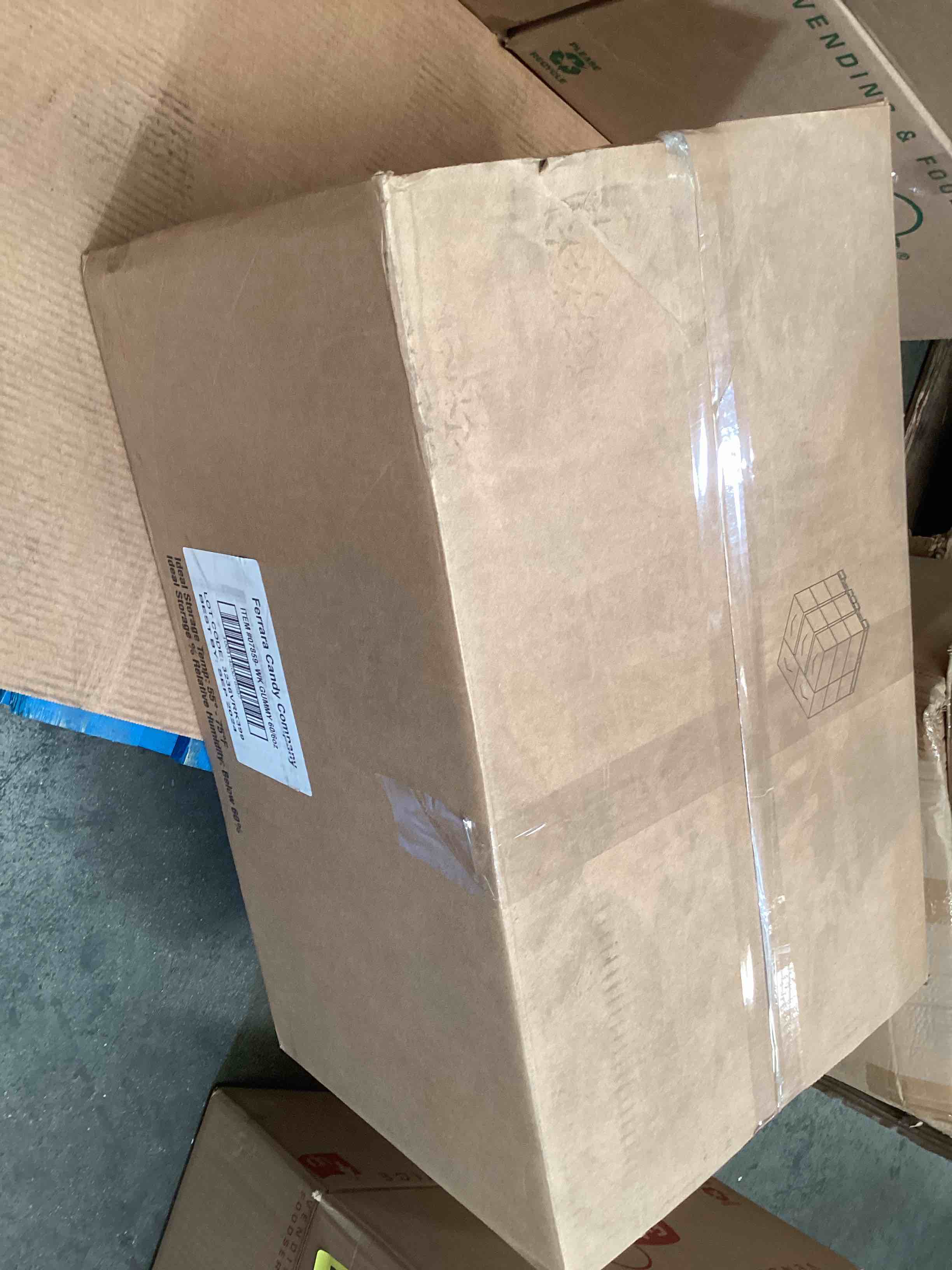 https://s3.amazonaws.com/lotting-images-prod/bidfta/BLU6226502_1717176539225.jpeg