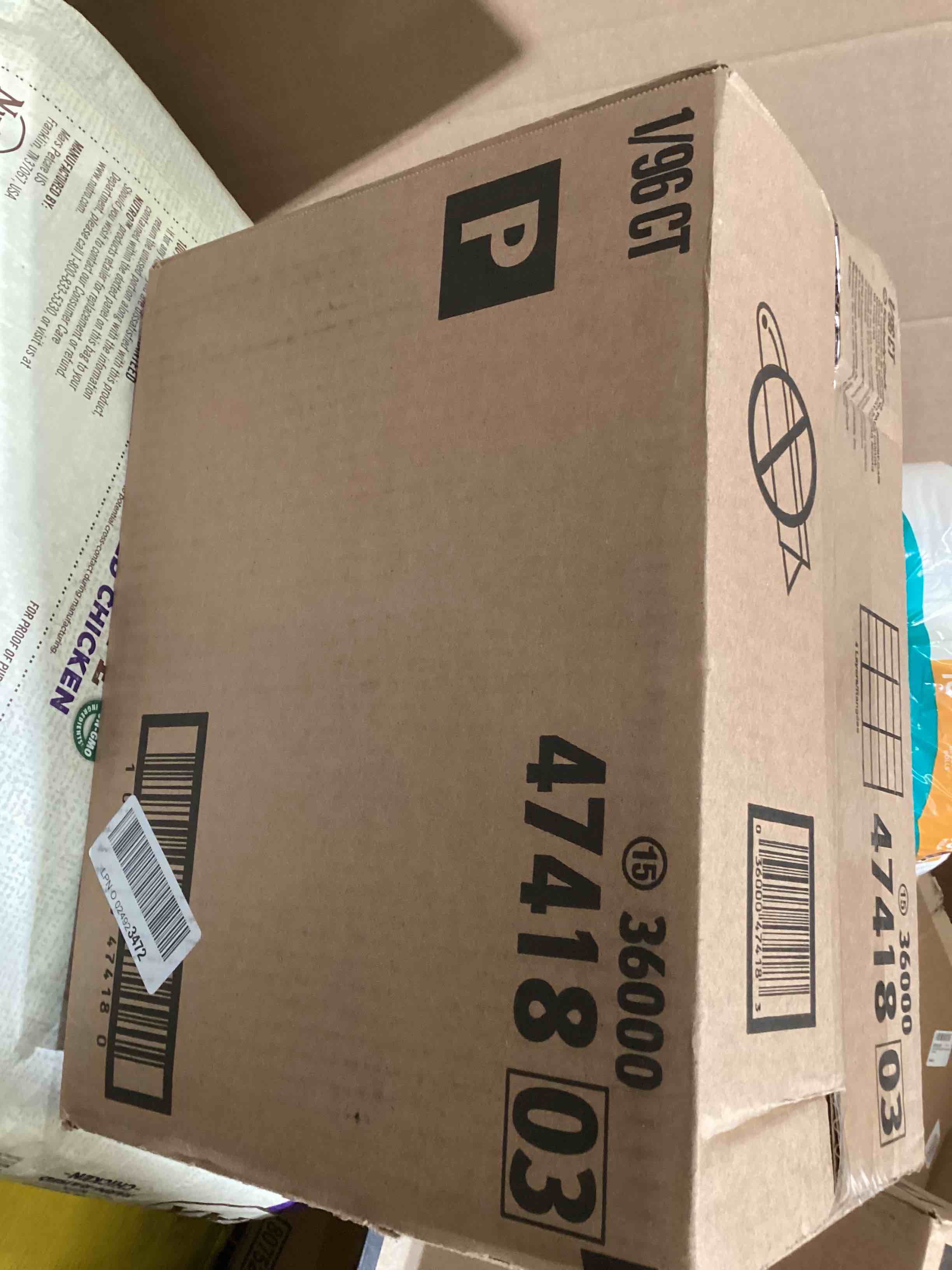 https://s3.amazonaws.com/lotting-images-prod/bidfta/BLU6229420_1718120038391.jpeg