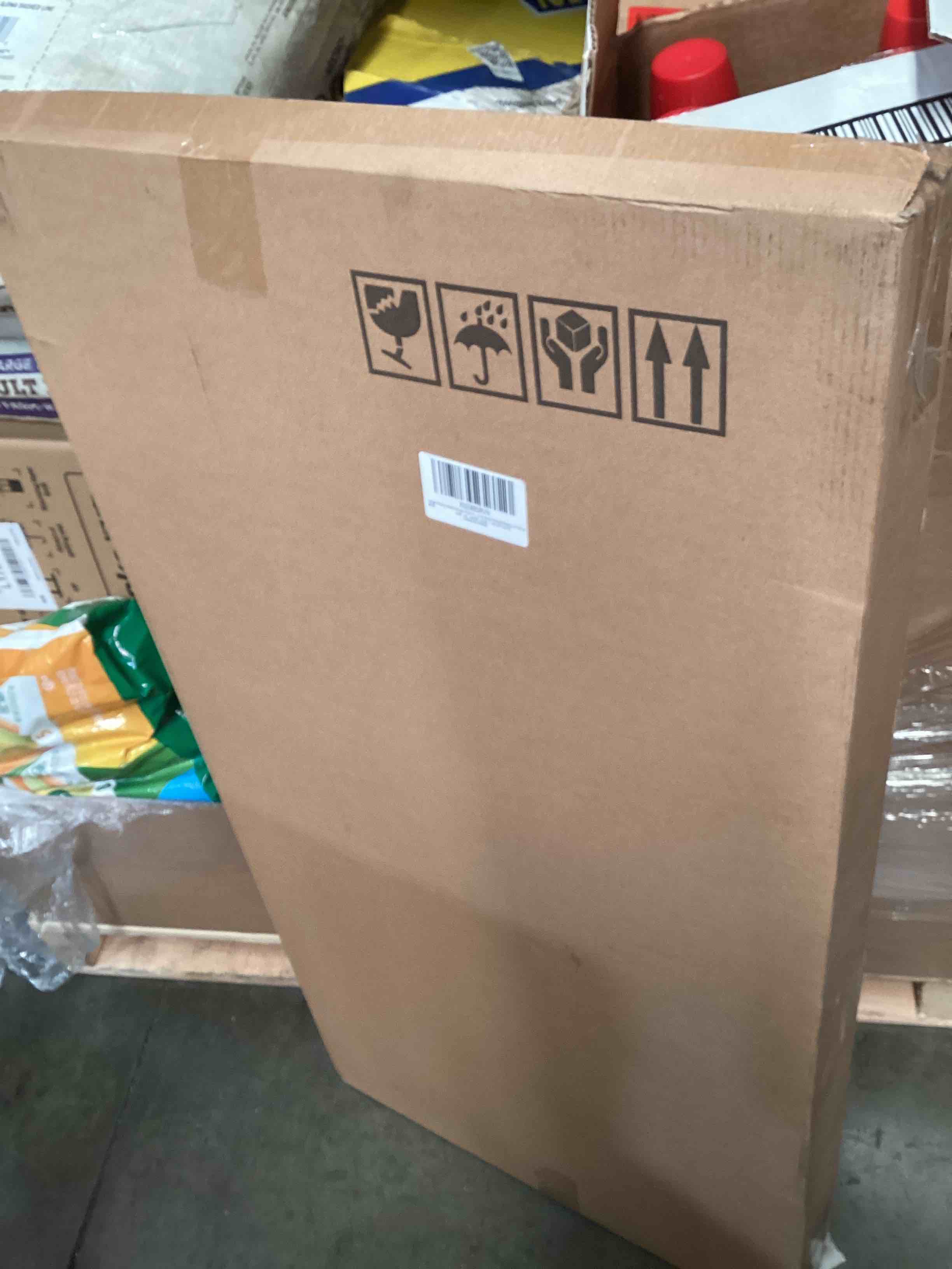 https://s3.amazonaws.com/lotting-images-prod/bidfta/BLU6229423_1718120737737.jpeg