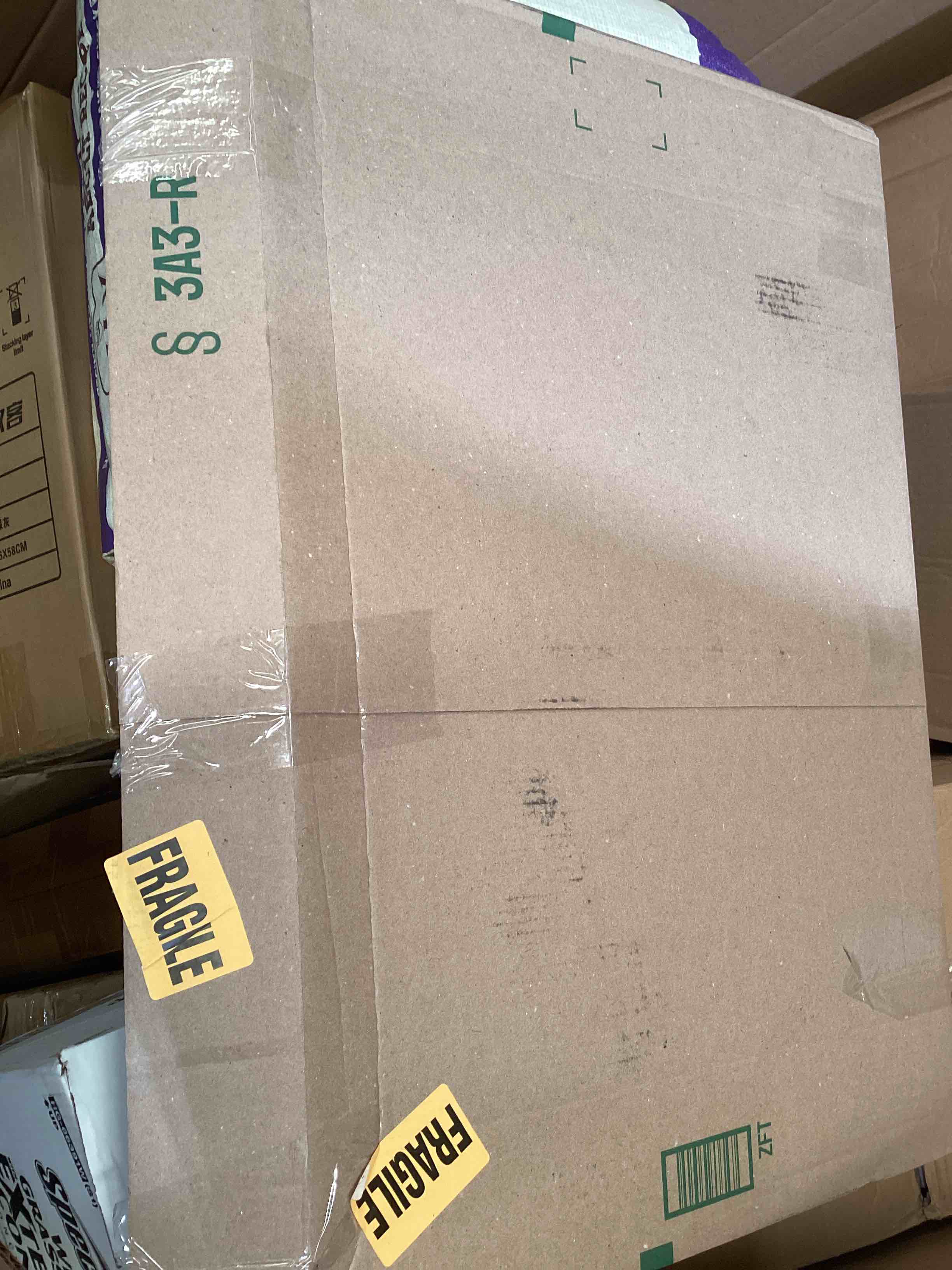https://s3.amazonaws.com/lotting-images-prod/bidfta/BLU6229426_1718121025919.jpeg