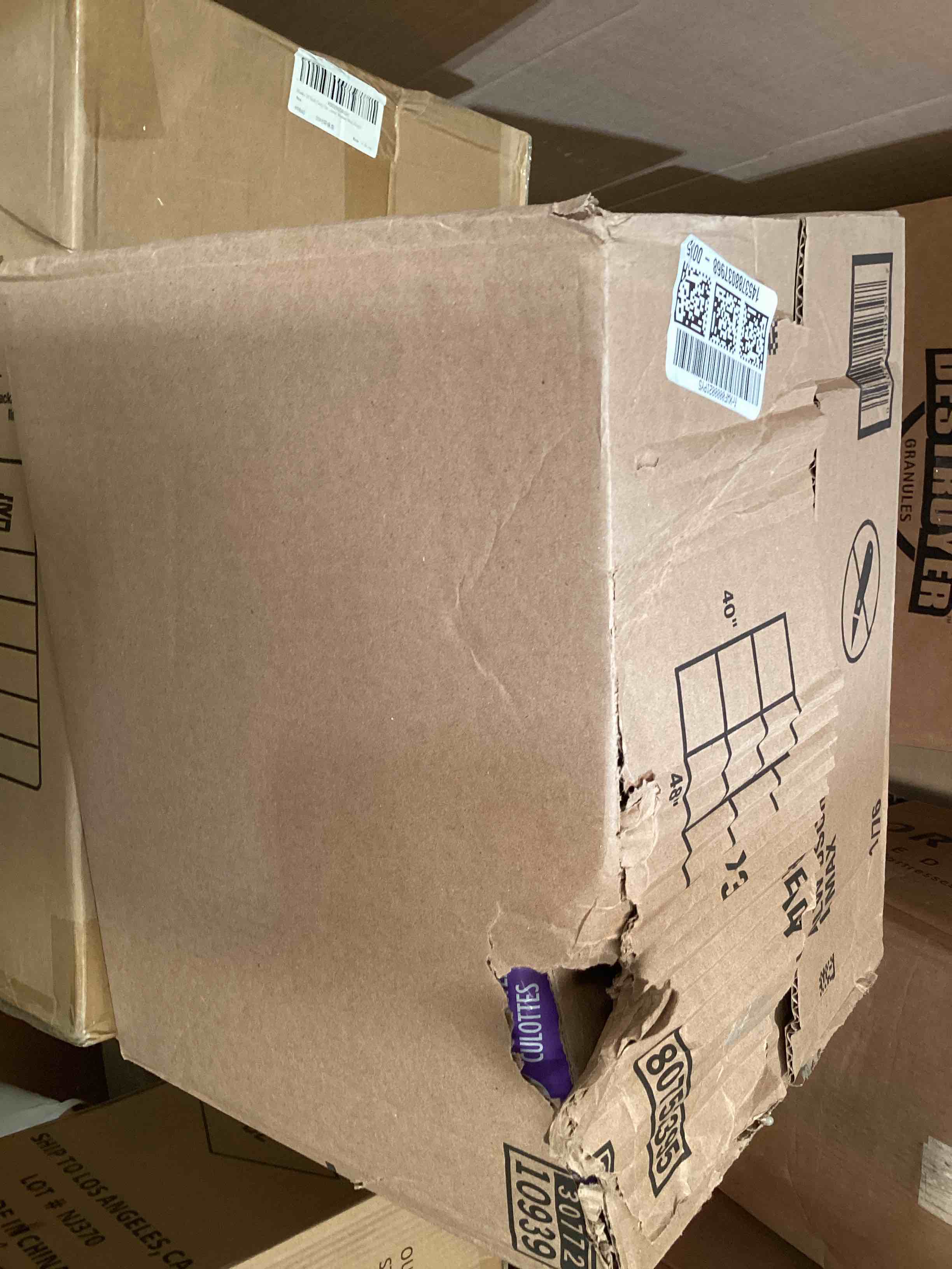https://s3.amazonaws.com/lotting-images-prod/bidfta/BLU6229431_1718121597848.jpeg