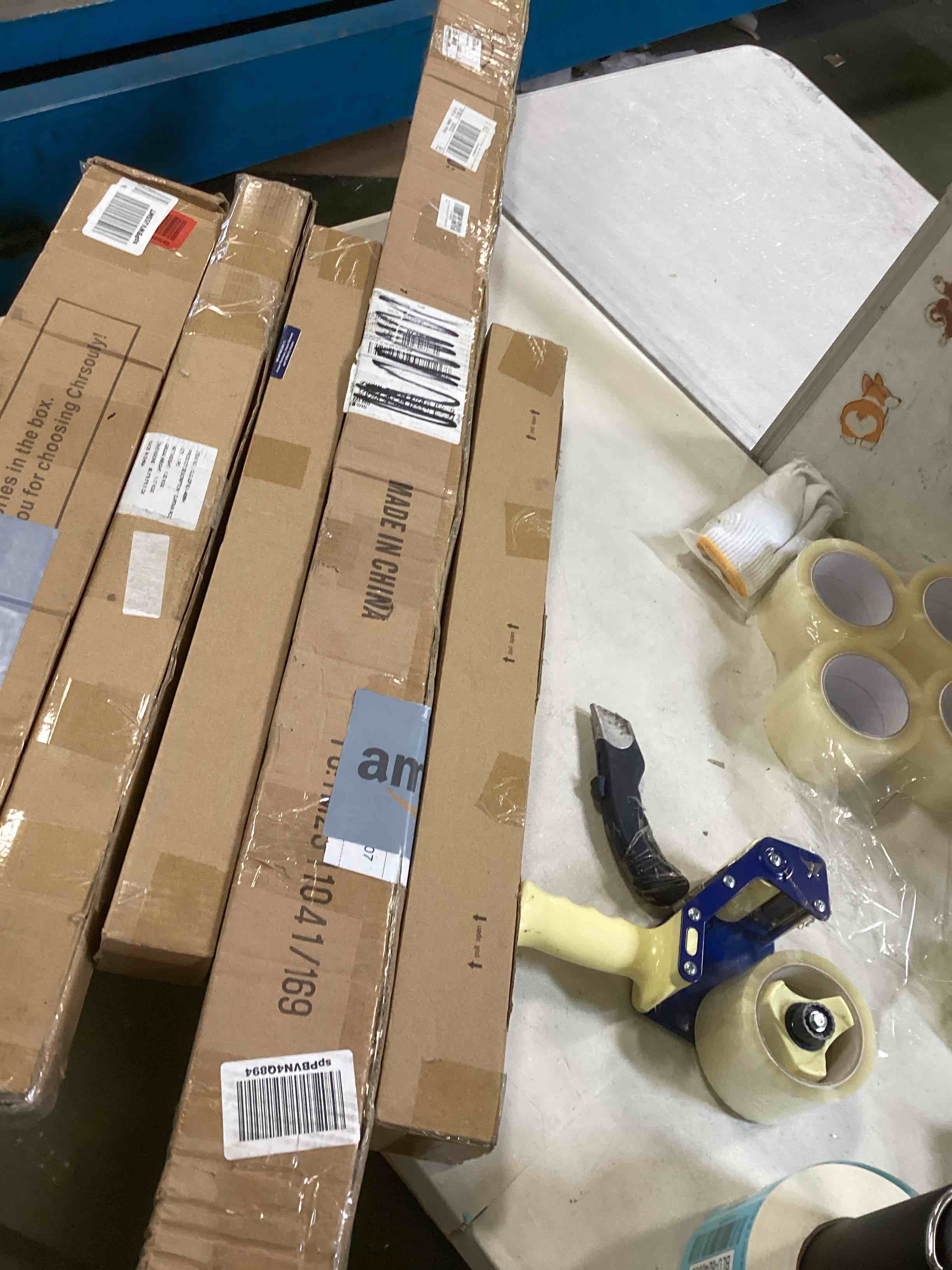 https://s3.amazonaws.com/lotting-images-prod/bidfta/BLU6248059_1713809164160.jpeg