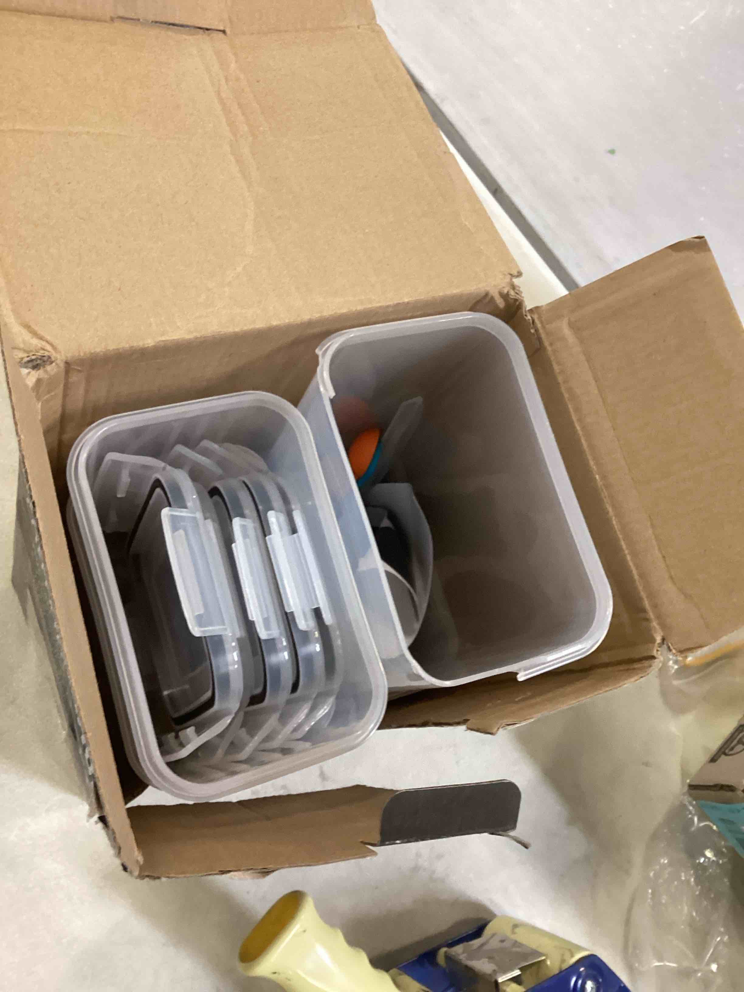 https://s3.amazonaws.com/lotting-images-prod/bidfta/BLU6248087_1713812245943.jpeg