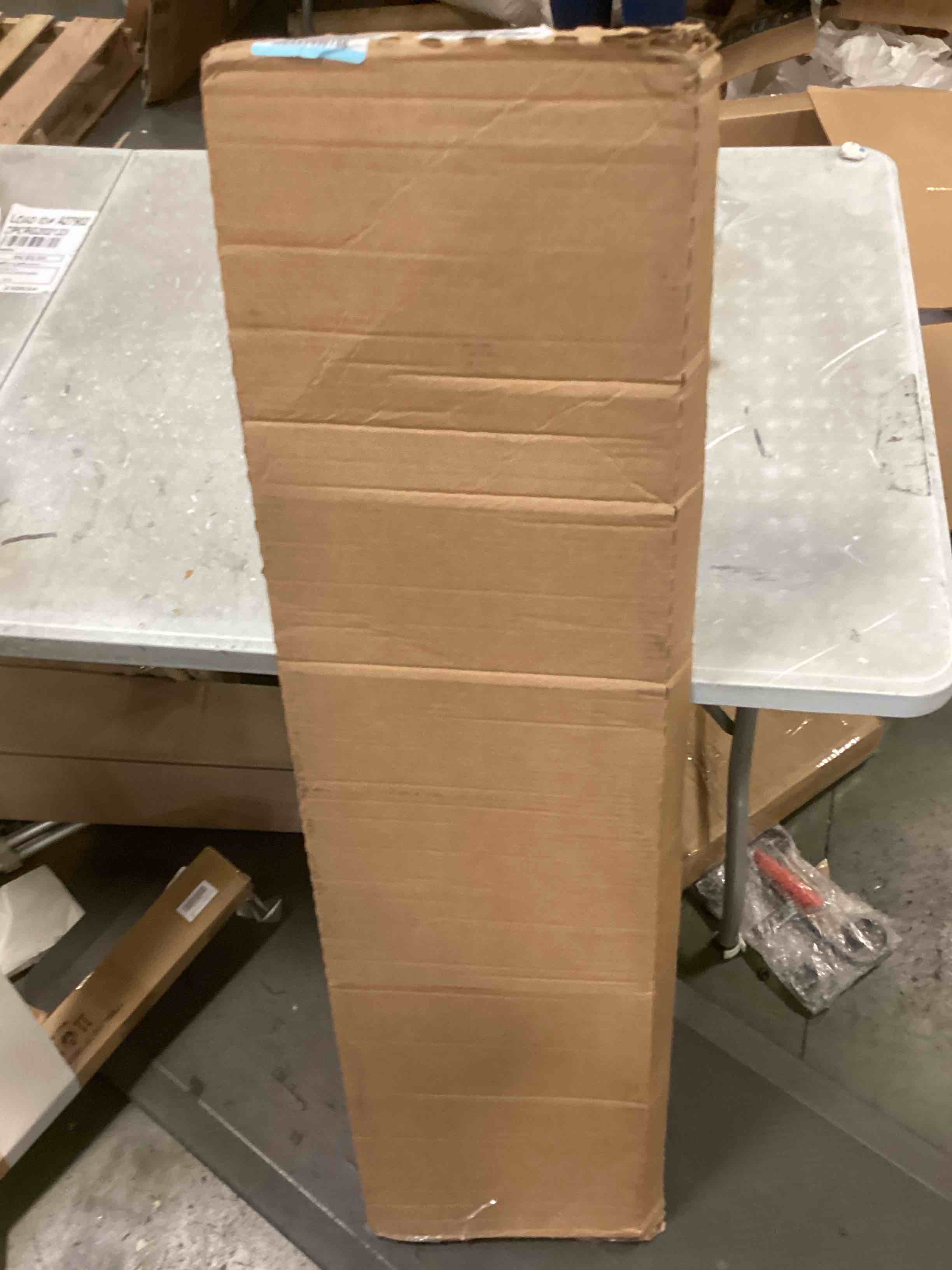 https://s3.amazonaws.com/lotting-images-prod/bidfta/BLU6248384_1713963202566.jpeg