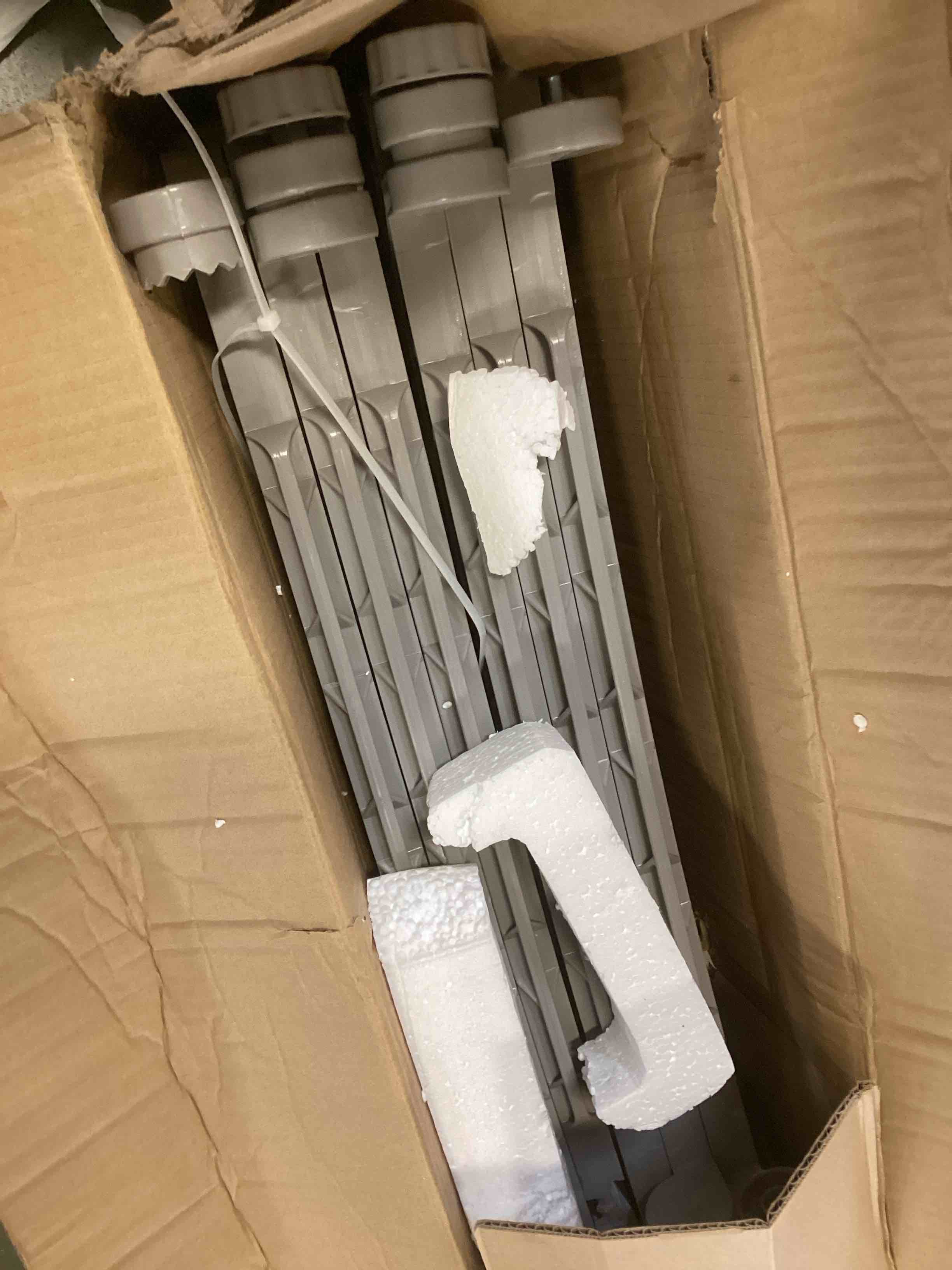 https://s3.amazonaws.com/lotting-images-prod/bidfta/BLU6248531_1713979755774.jpeg