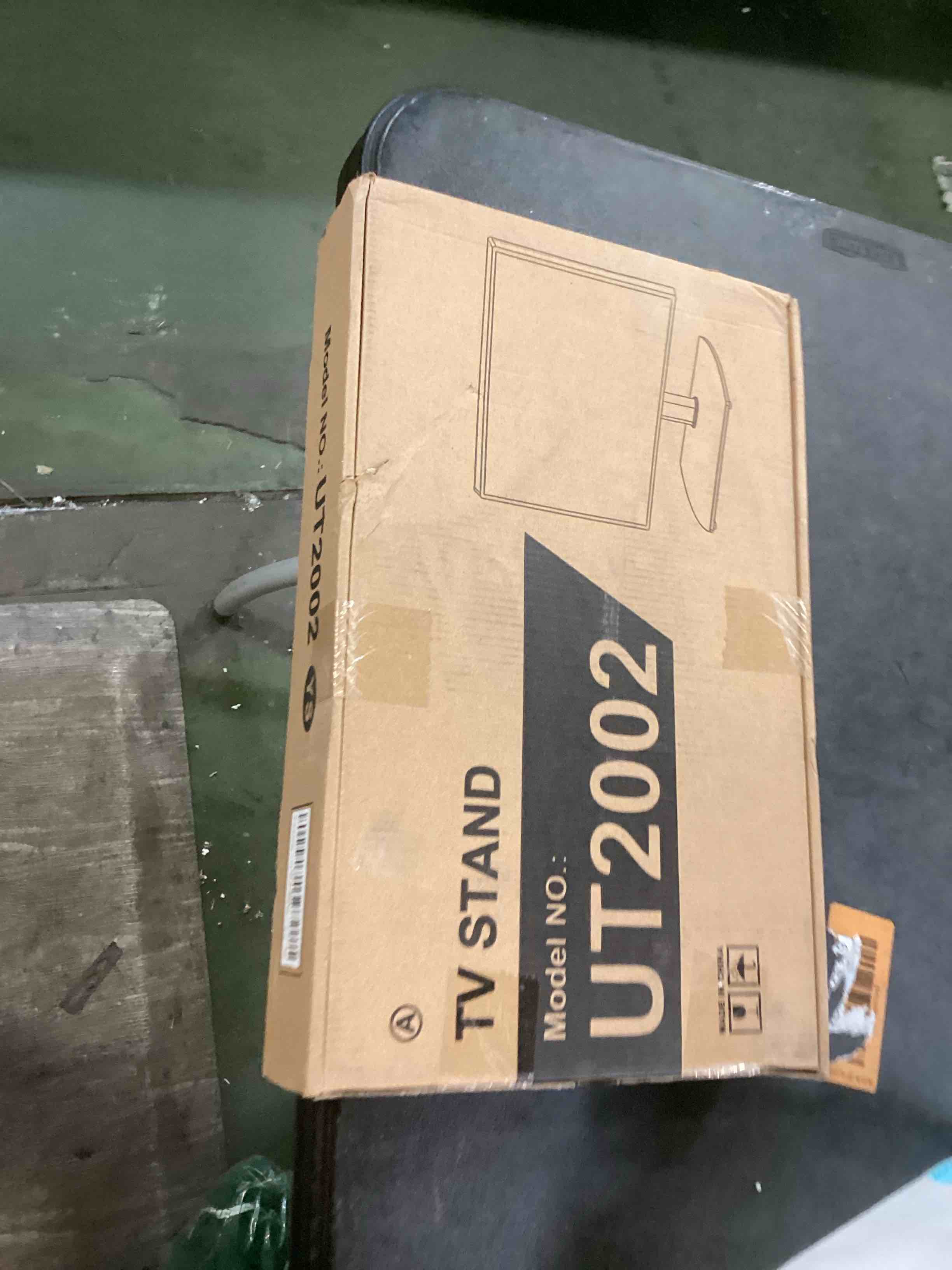 https://s3.amazonaws.com/lotting-images-prod/bidfta/BLU6248665_1714048134560.jpeg