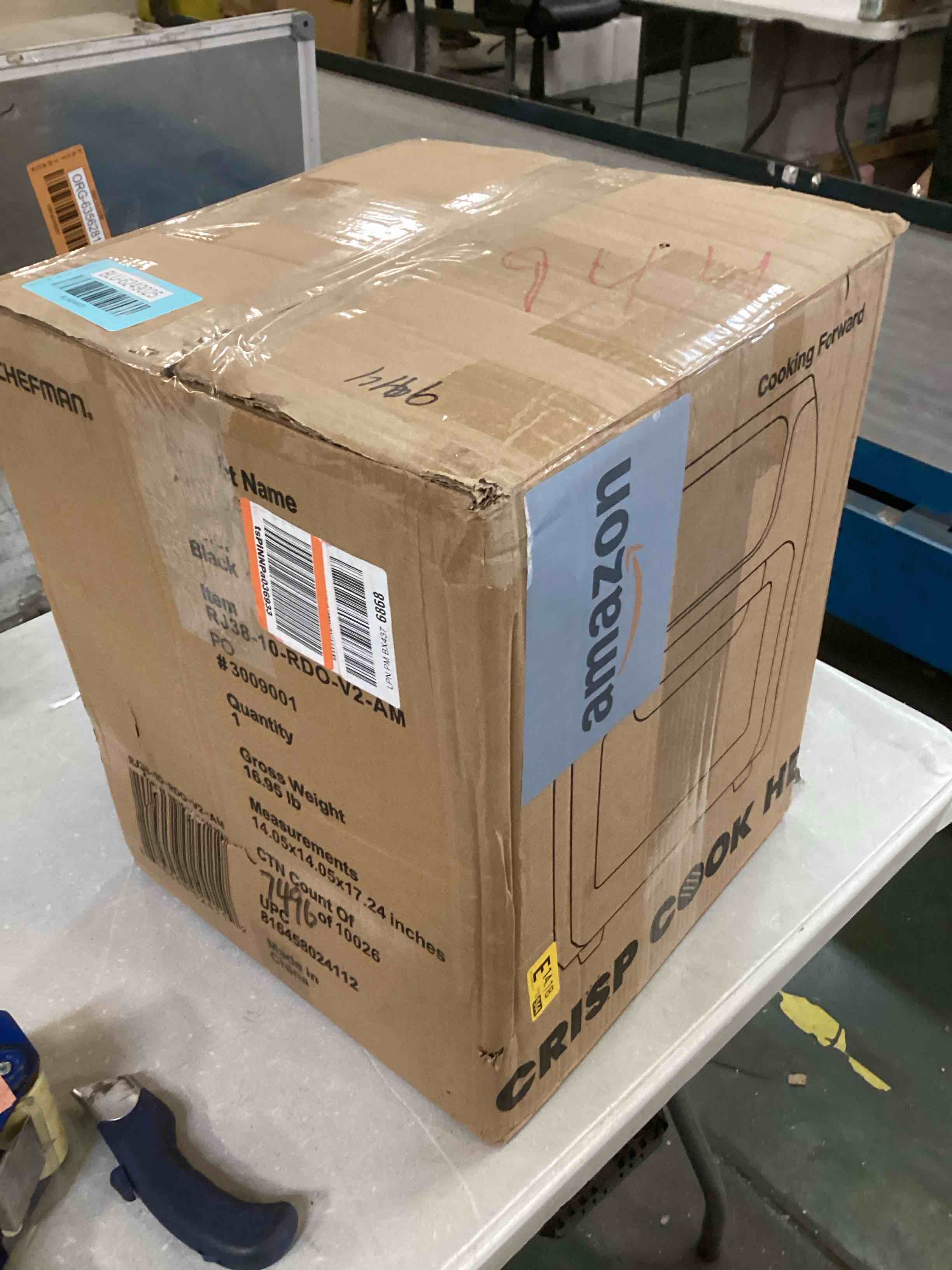 https://s3.amazonaws.com/lotting-images-prod/bidfta/BLU6249025_1714160448668.jpeg