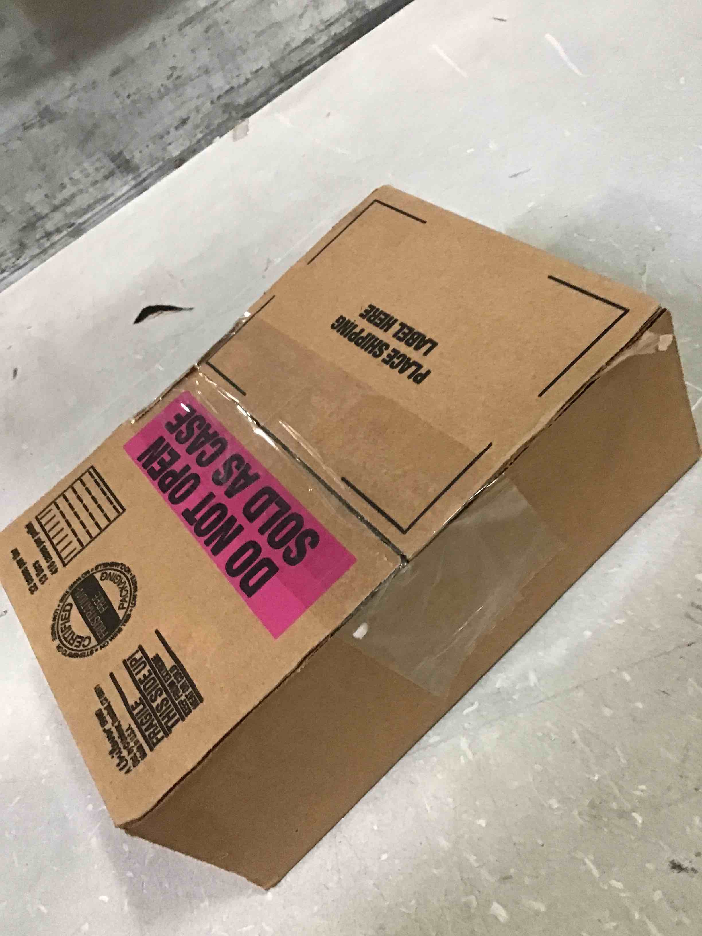 https://s3.amazonaws.com/lotting-images-prod/bidfta/BLU6249217_1714594394637.jpeg