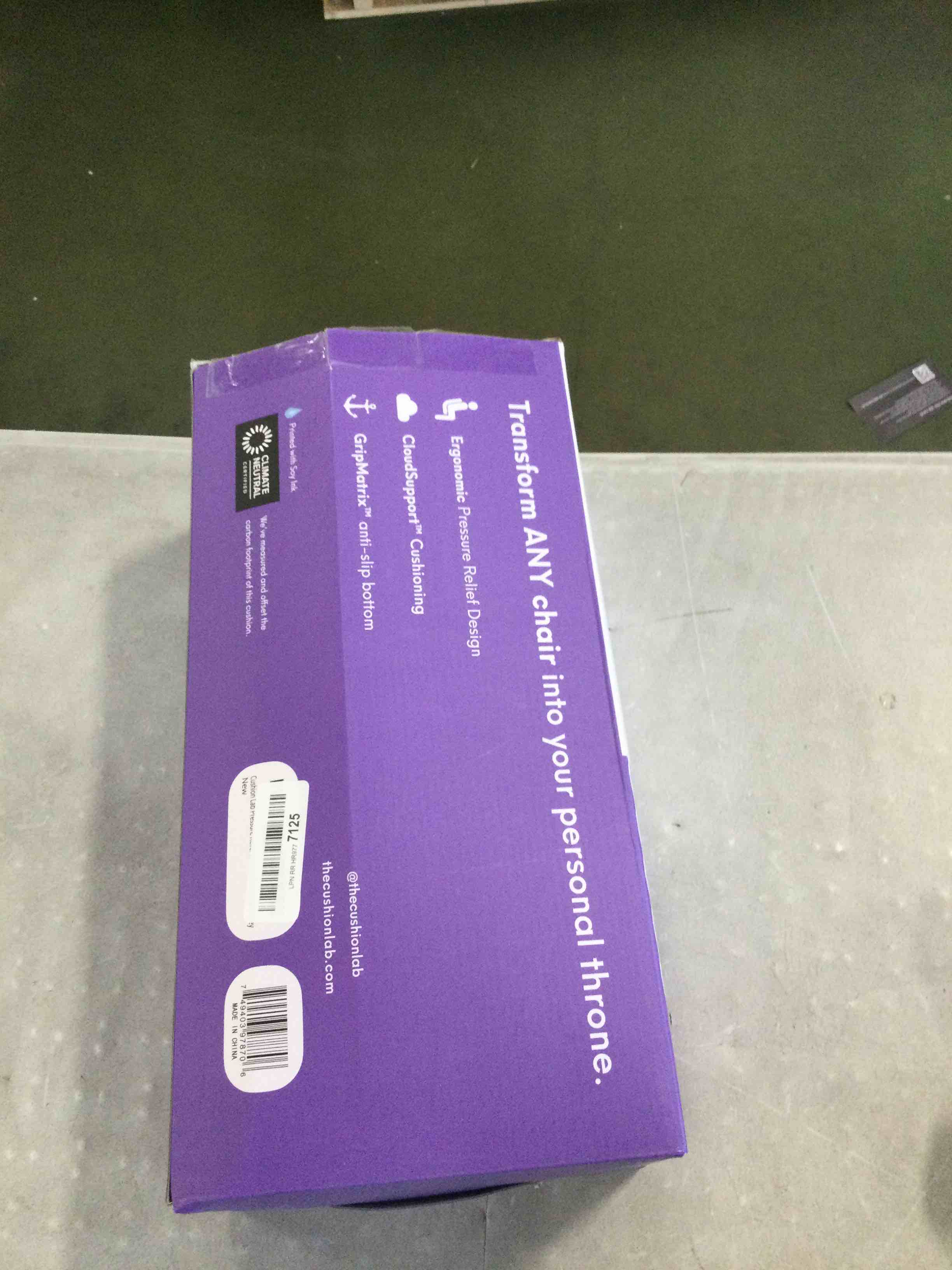 https://s3.amazonaws.com/lotting-images-prod/bidfta/BLU6250124_1714394757102.jpeg
