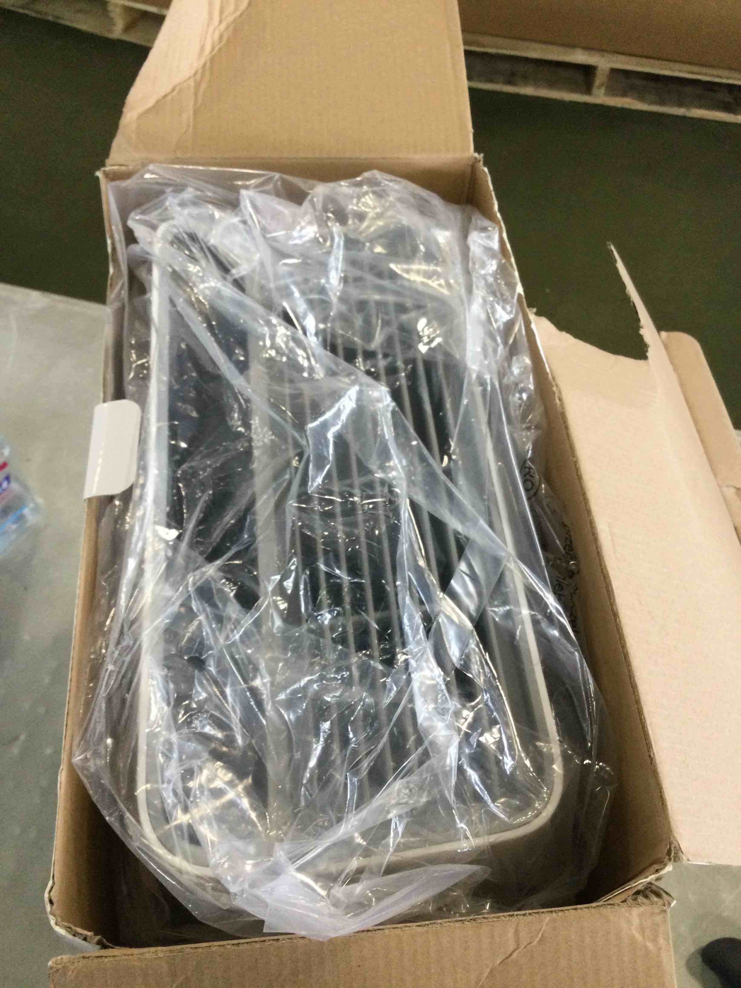 https://s3.amazonaws.com/lotting-images-prod/bidfta/BLU6250326_1714412116659.jpeg