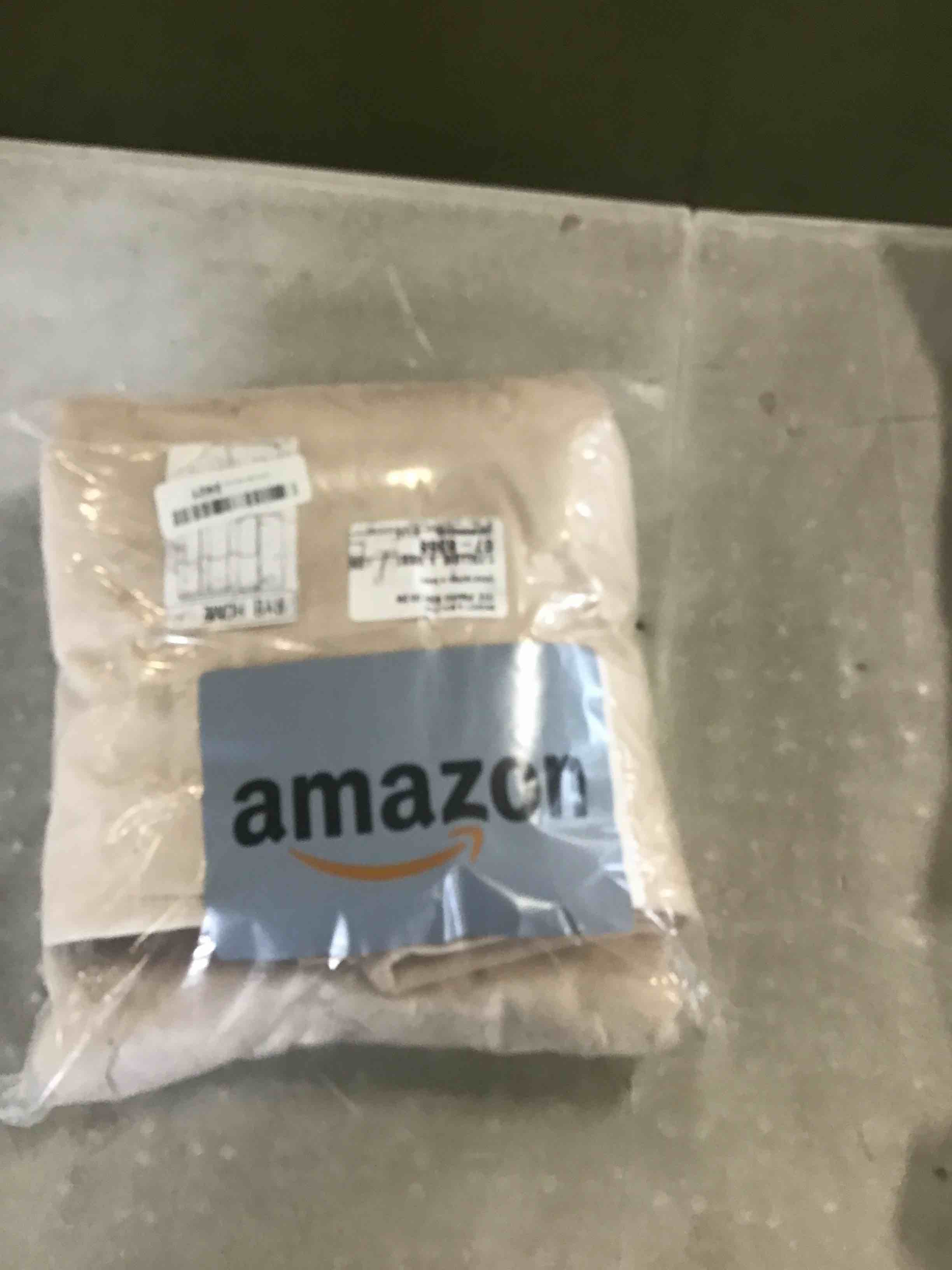 https://s3.amazonaws.com/lotting-images-prod/bidfta/BLU6250637_1714490333665.jpeg