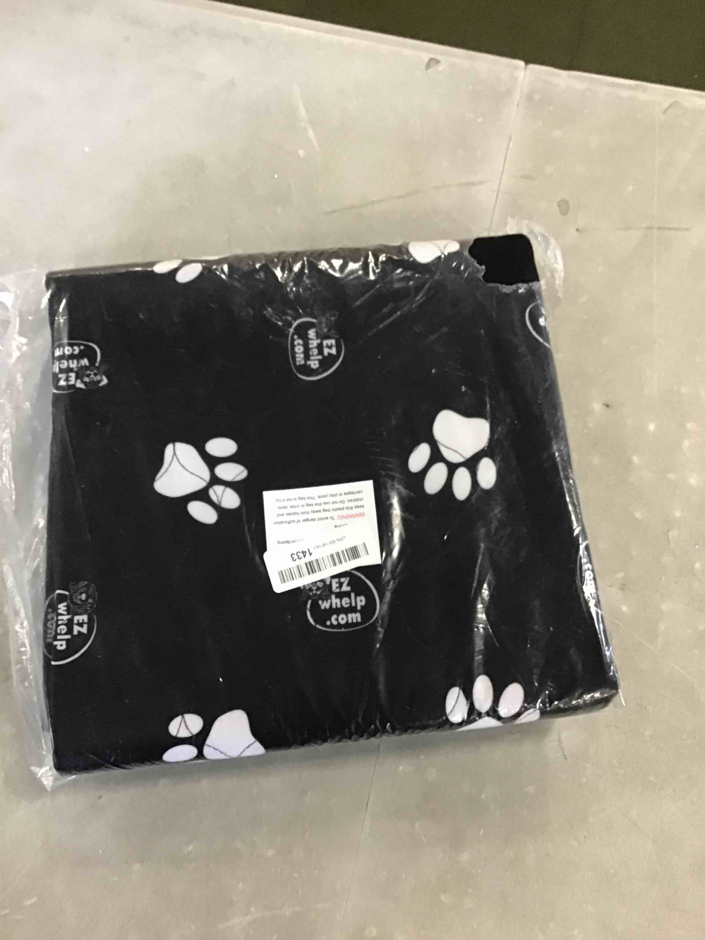 https://s3.amazonaws.com/lotting-images-prod/bidfta/BLU6250650_1714490806968.jpeg