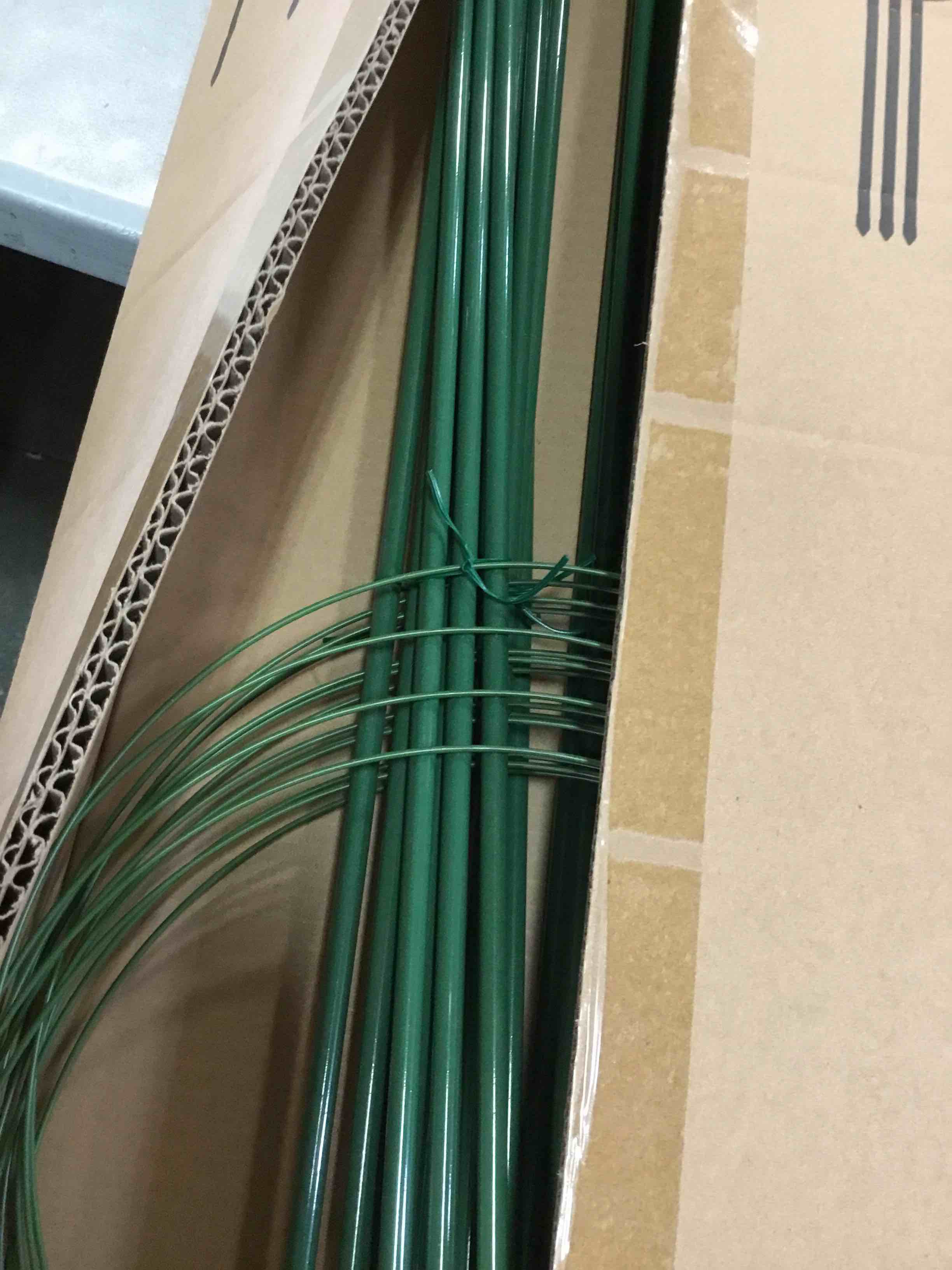 https://s3.amazonaws.com/lotting-images-prod/bidfta/BLU6251213_1713547777336.jpeg