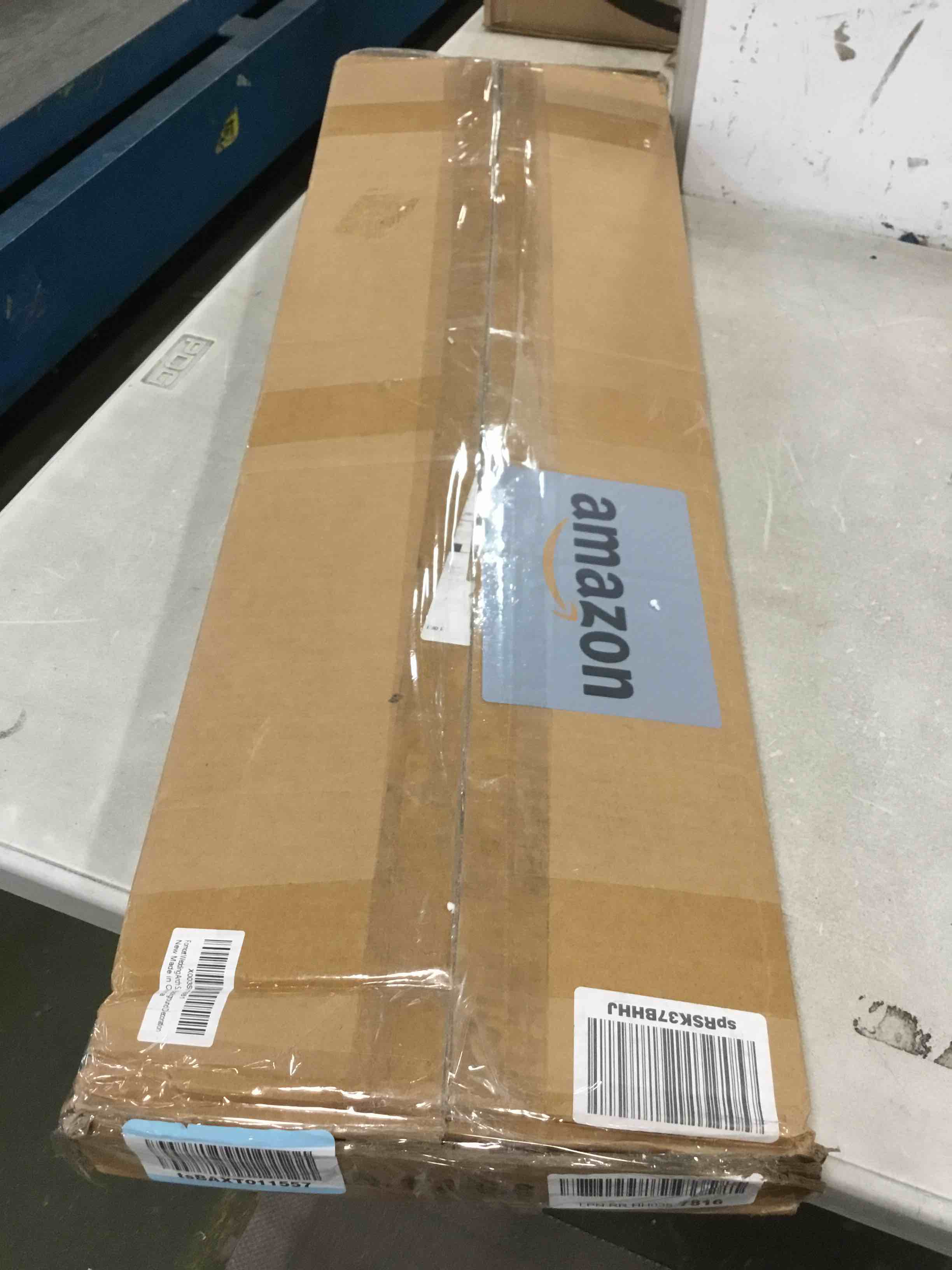 https://s3.amazonaws.com/lotting-images-prod/bidfta/BLU6252047_1713963684910.jpeg