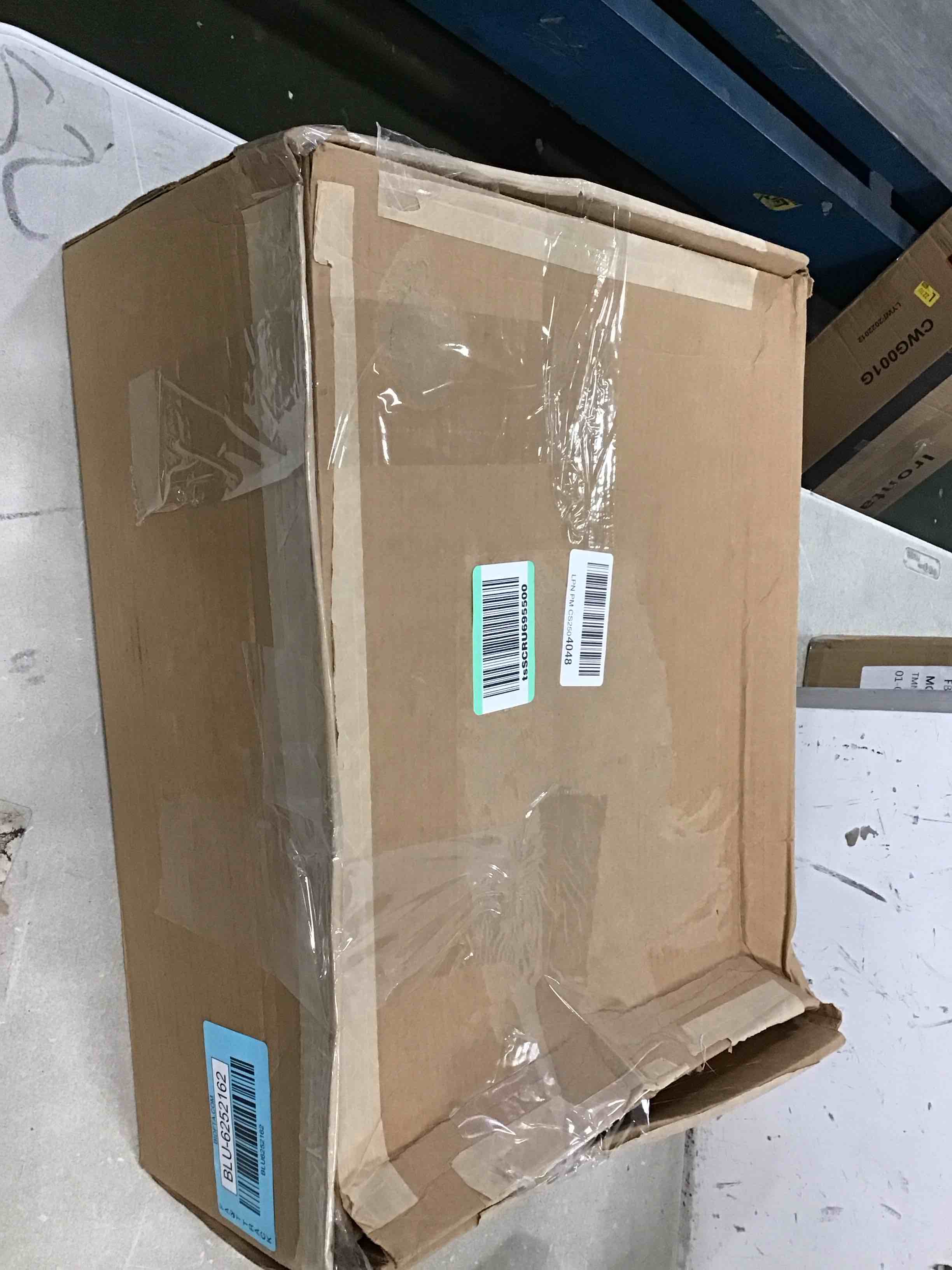 https://s3.amazonaws.com/lotting-images-prod/bidfta/BLU6252162_1713983297762.jpeg