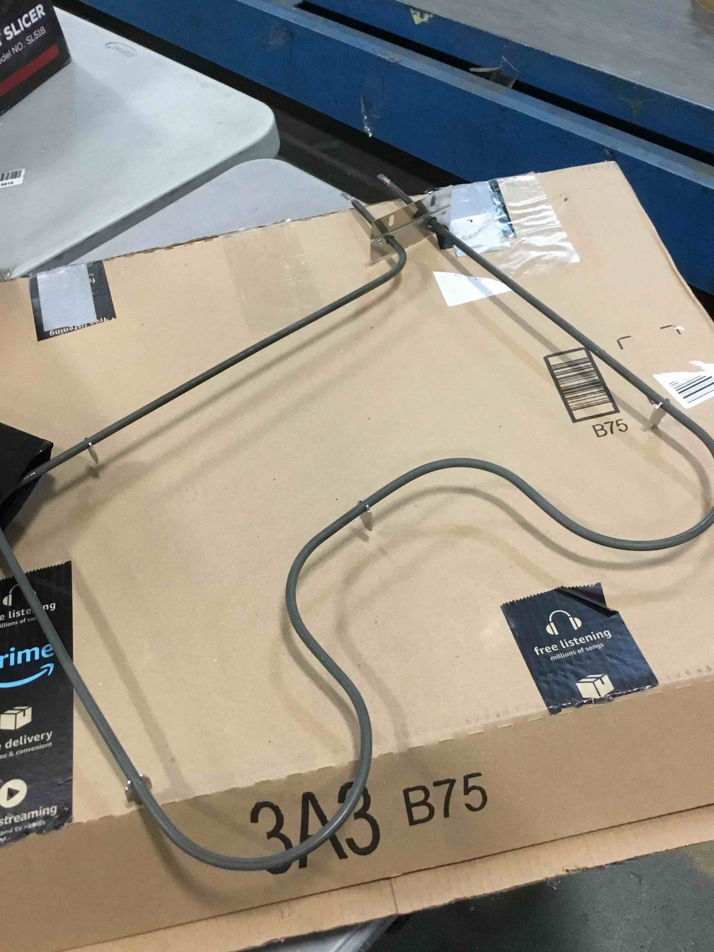 https://s3.amazonaws.com/lotting-images-prod/bidfta/BLU6252316_1714056534250.jpeg