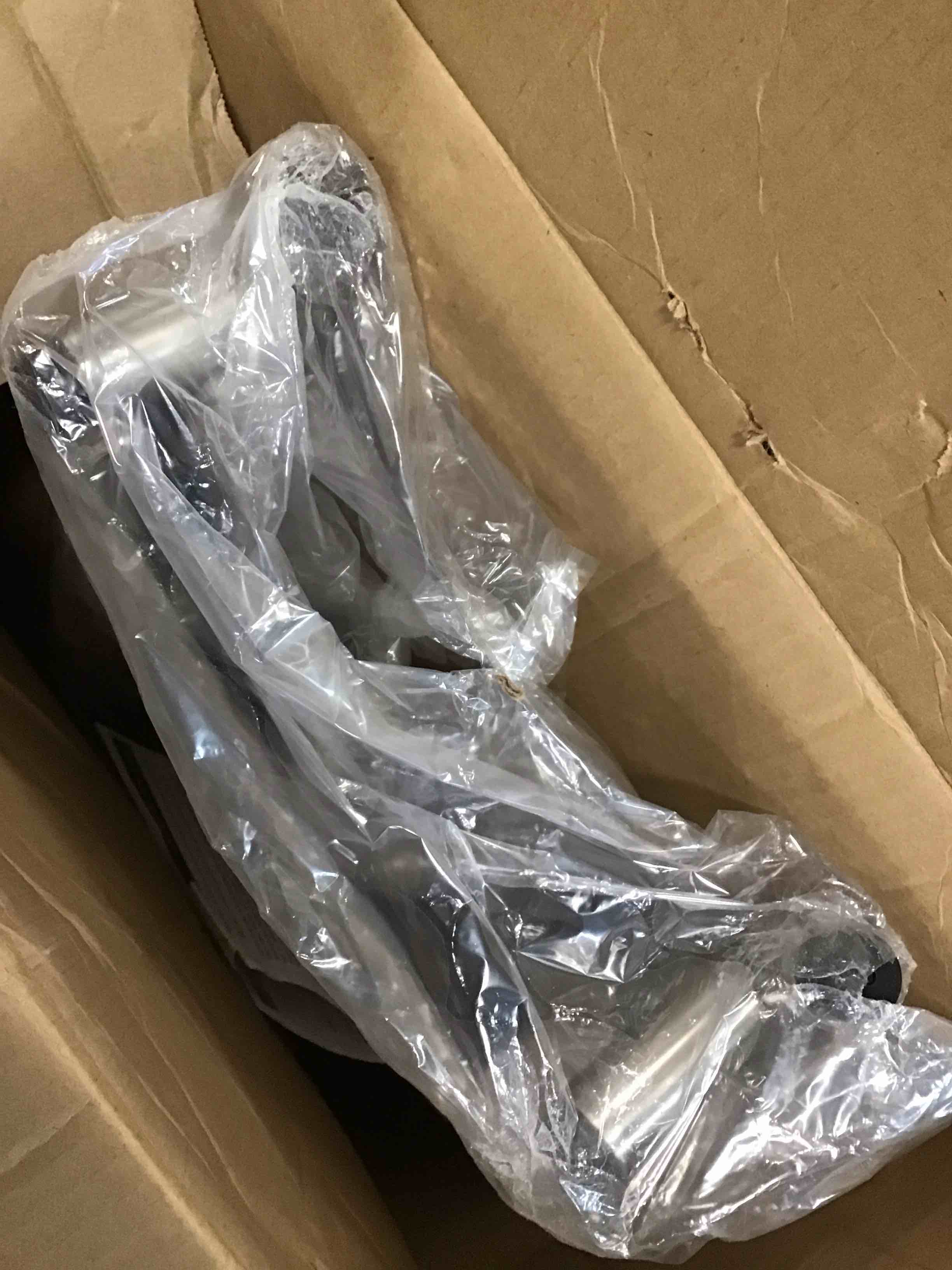 https://s3.amazonaws.com/lotting-images-prod/bidfta/BLU6252425_1714074836047.jpeg
