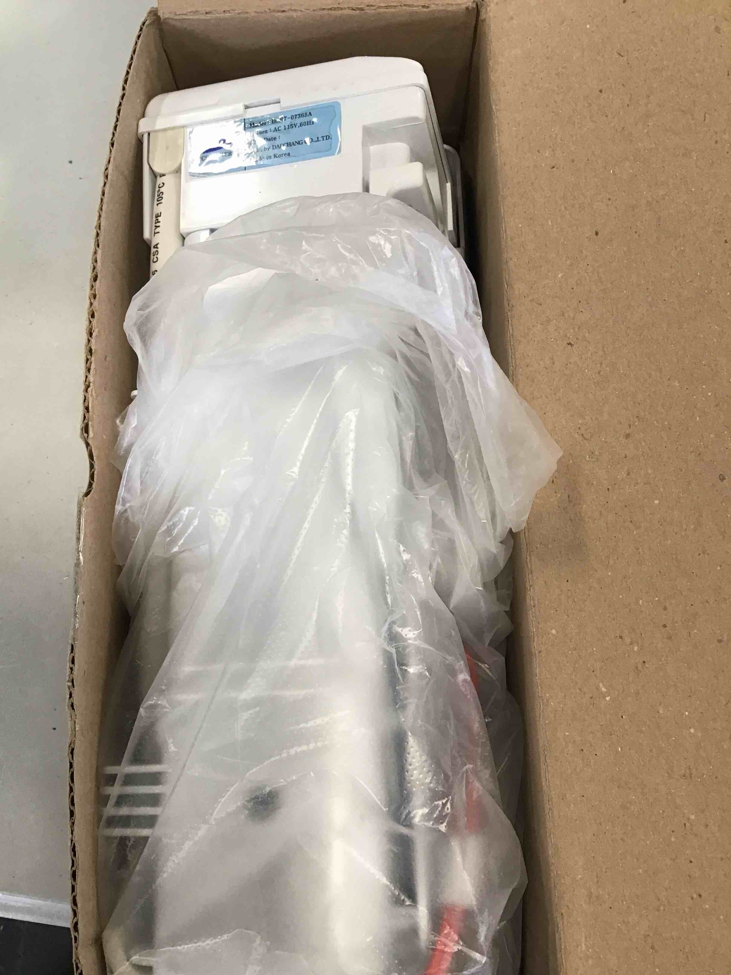 https://s3.amazonaws.com/lotting-images-prod/bidfta/BLU6253127_1713969295644.jpeg