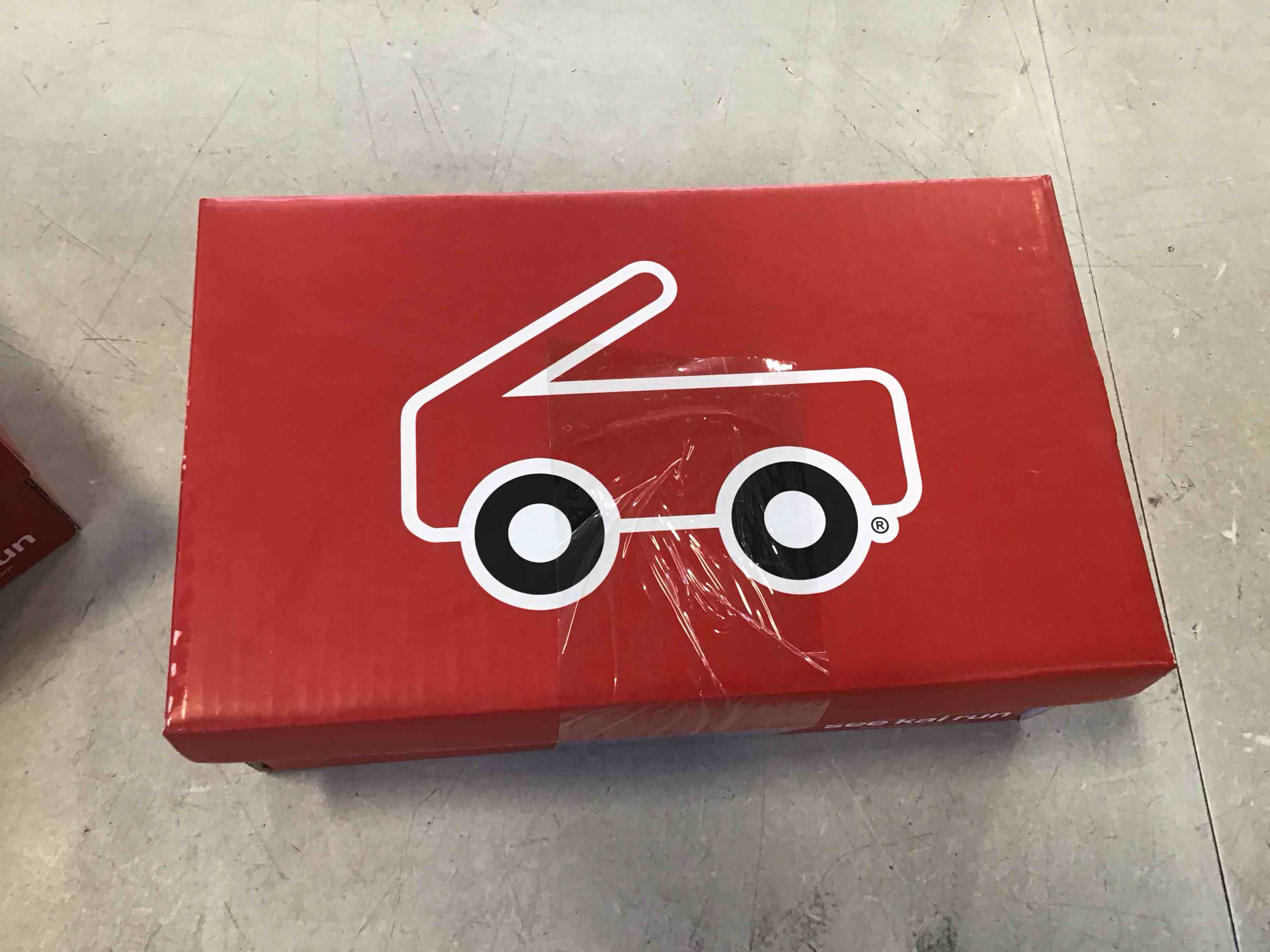 https://s3.amazonaws.com/lotting-images-prod/bidfta/BLU6255326_1714398748593.jpeg