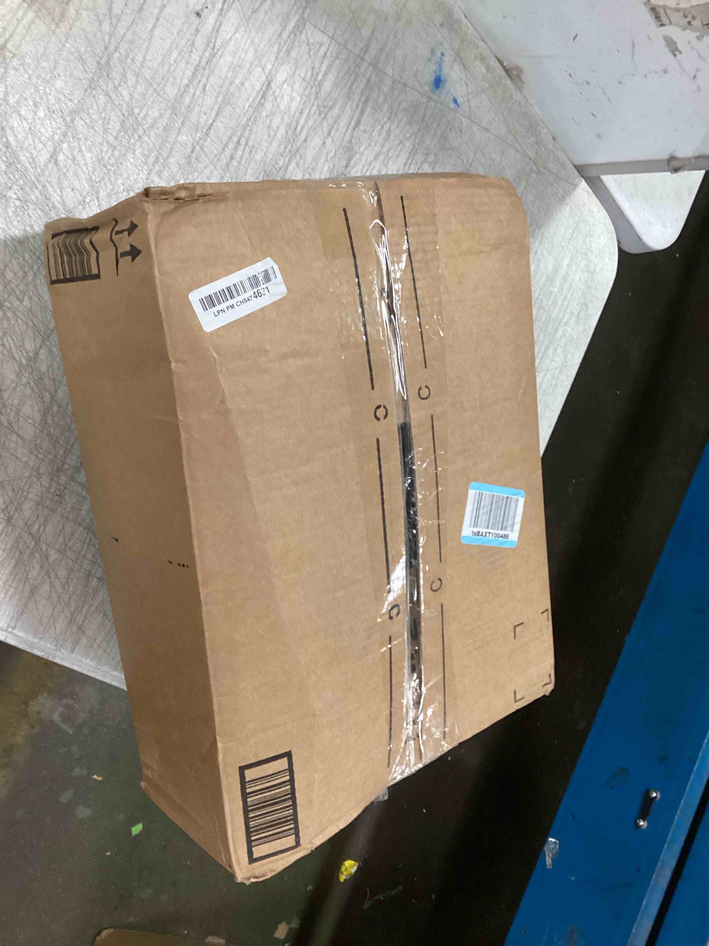 https://s3.amazonaws.com/lotting-images-prod/bidfta/BLU6255710_1713356618047.jpeg