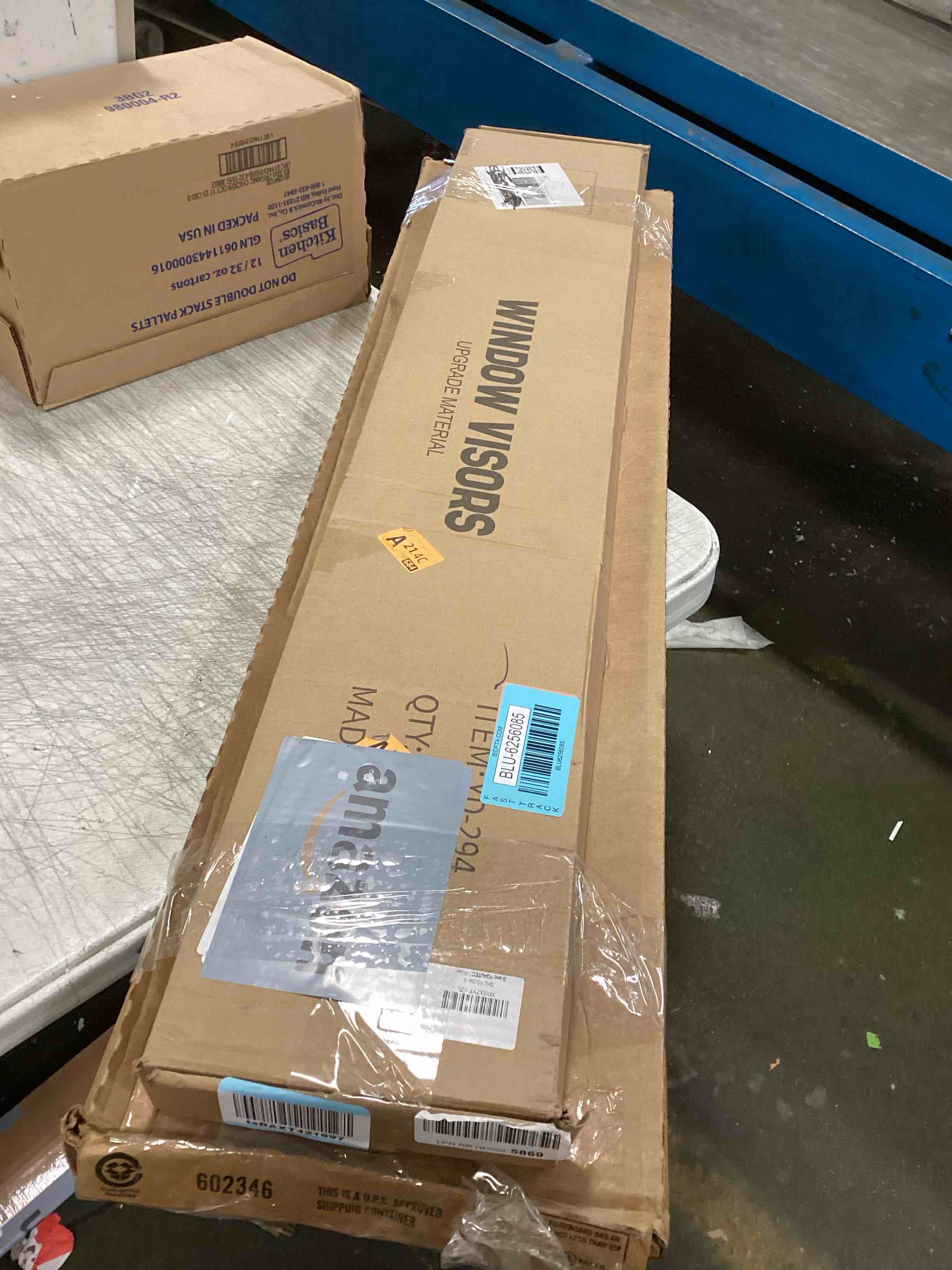 https://s3.amazonaws.com/lotting-images-prod/bidfta/BLU6256085_1713377297631.jpeg