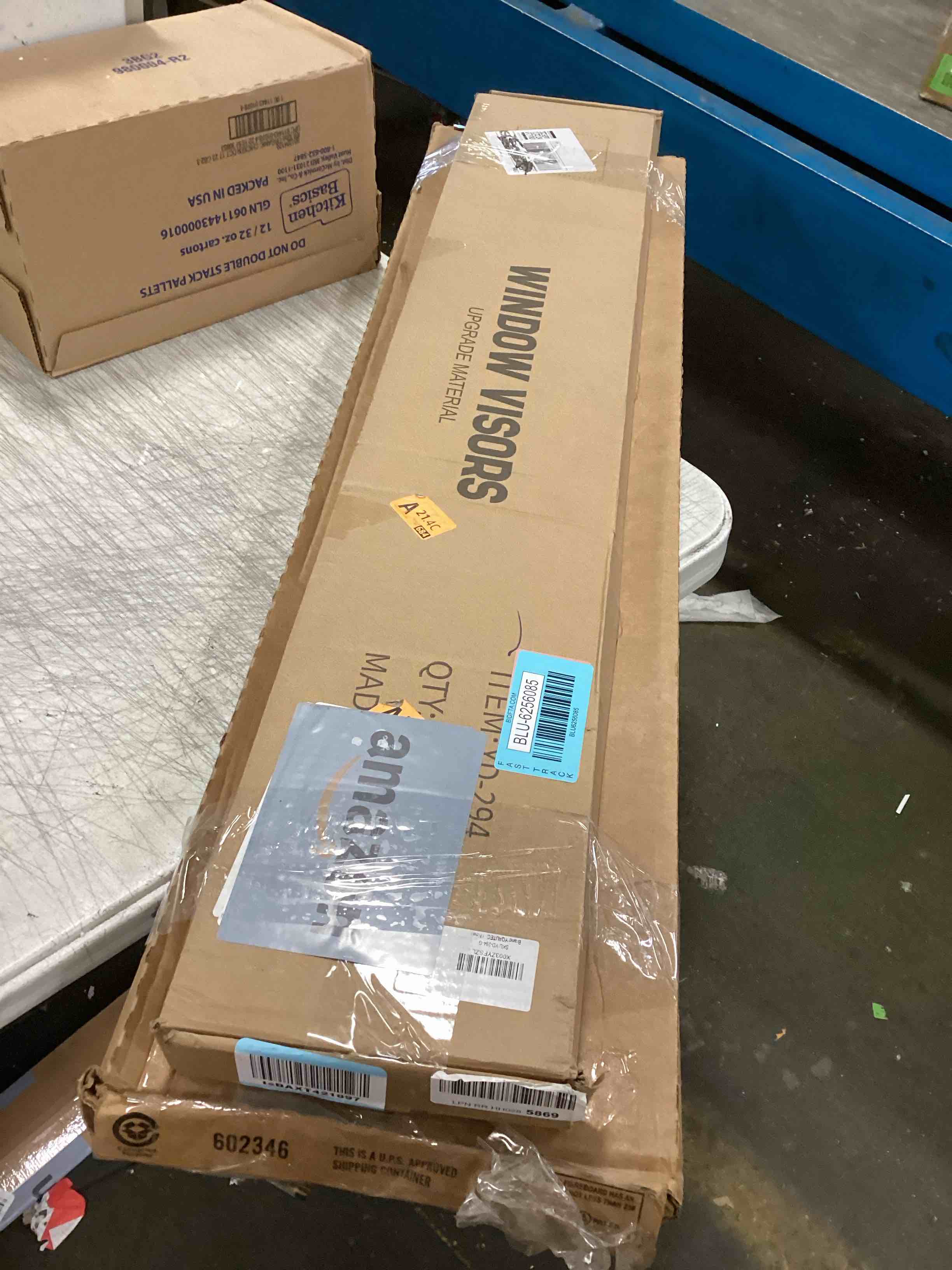https://s3.amazonaws.com/lotting-images-prod/bidfta/BLU6256085_1713377298386.jpeg