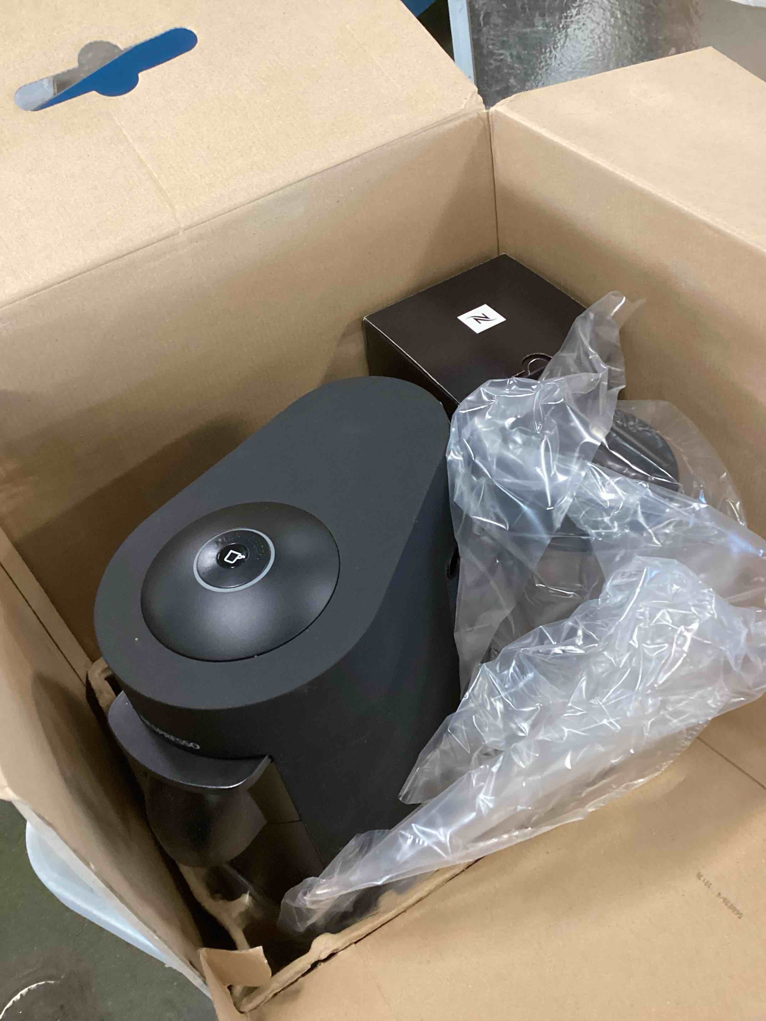https://s3.amazonaws.com/lotting-images-prod/bidfta/BLU6256189_1713442111922.jpeg