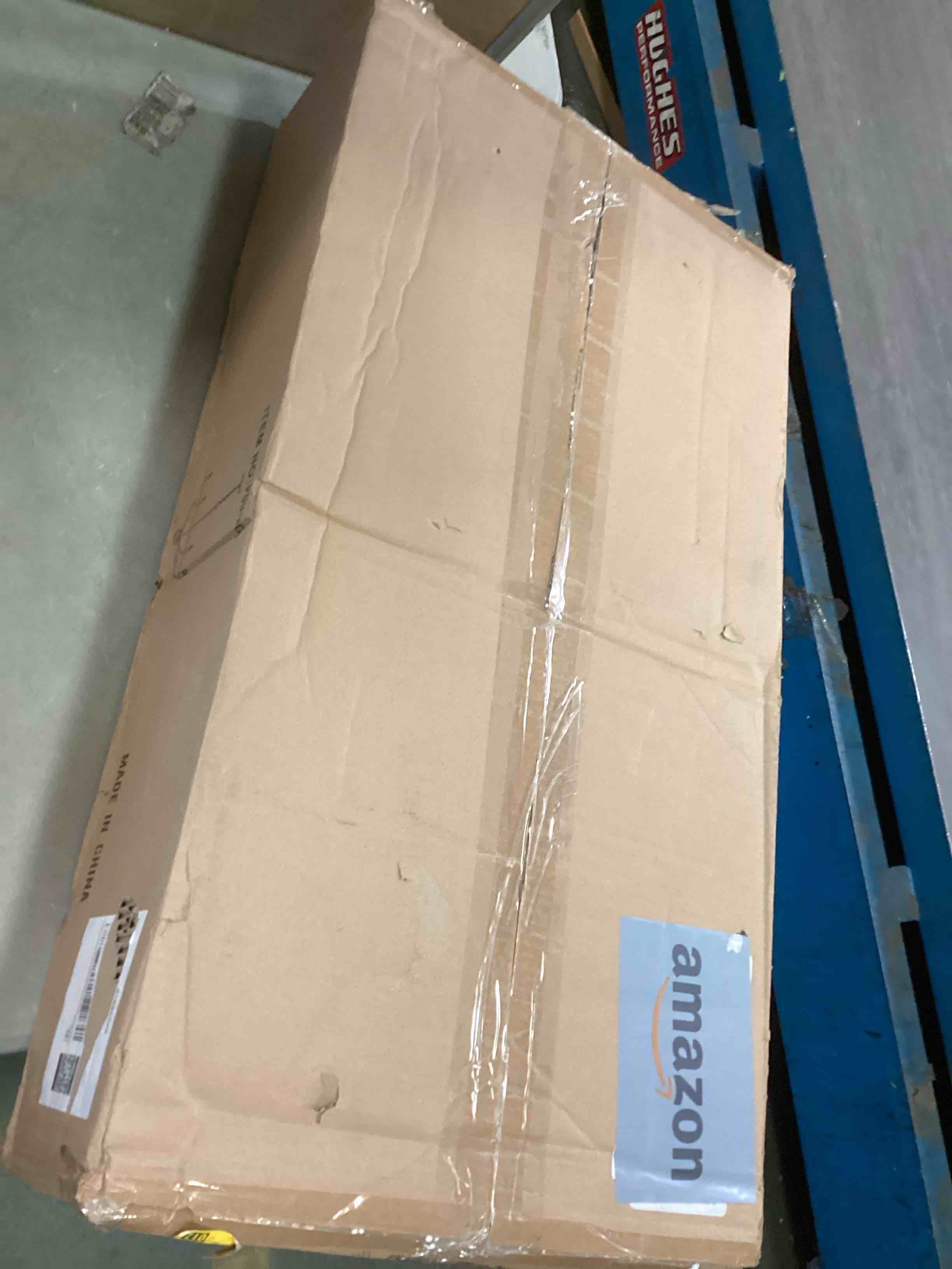 https://s3.amazonaws.com/lotting-images-prod/bidfta/BLU6256883_1713799666208.jpeg