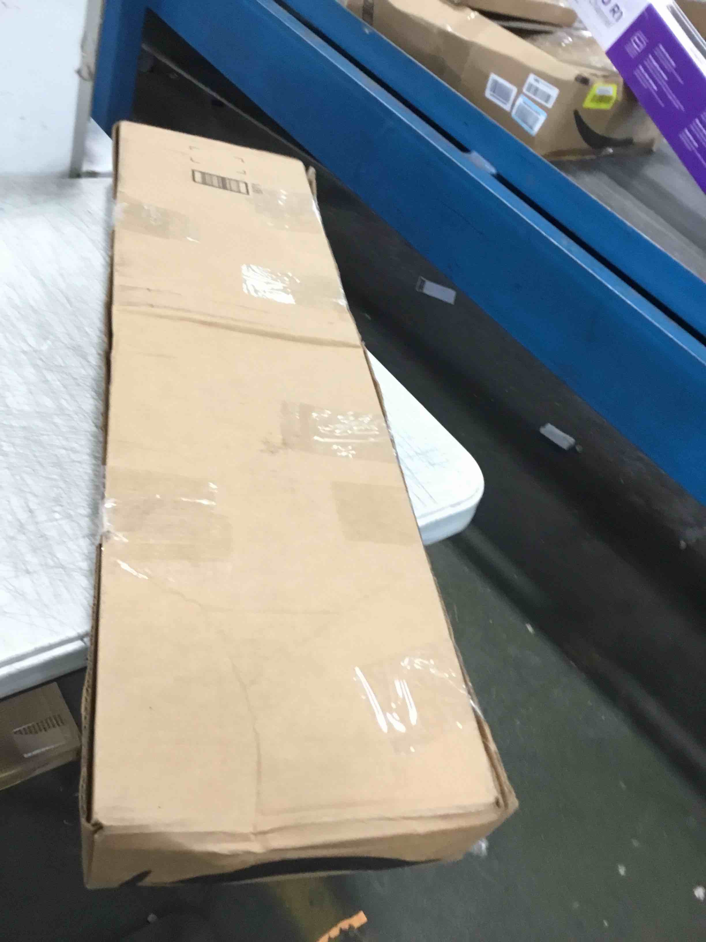 https://s3.amazonaws.com/lotting-images-prod/bidfta/BLU6257303_1713964886678.jpeg