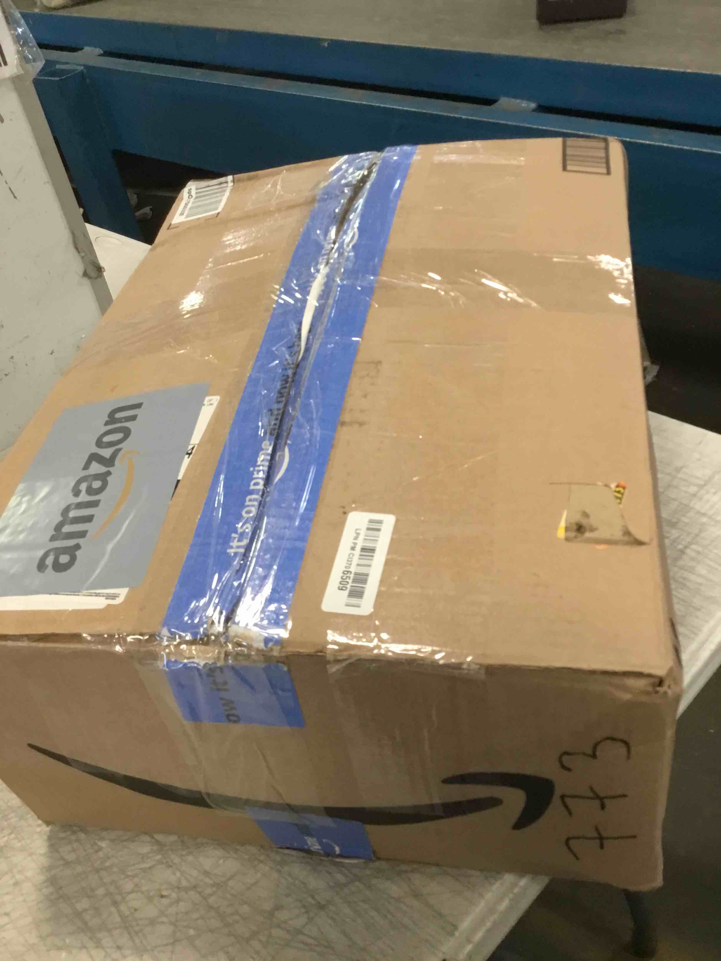 https://s3.amazonaws.com/lotting-images-prod/bidfta/BLU6257453_1713988062380.jpeg