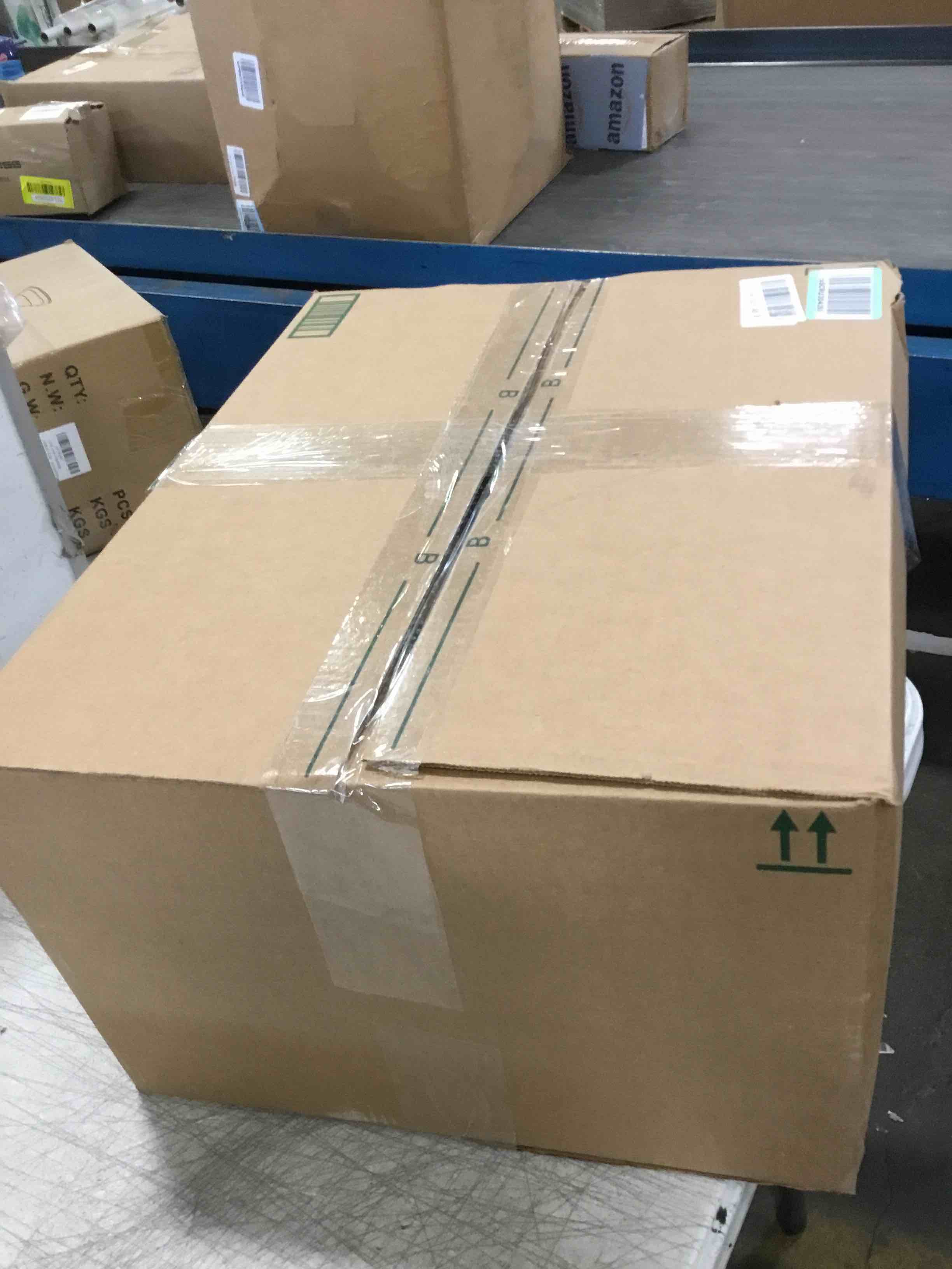 https://s3.amazonaws.com/lotting-images-prod/bidfta/BLU6257454_1713988152615.jpeg