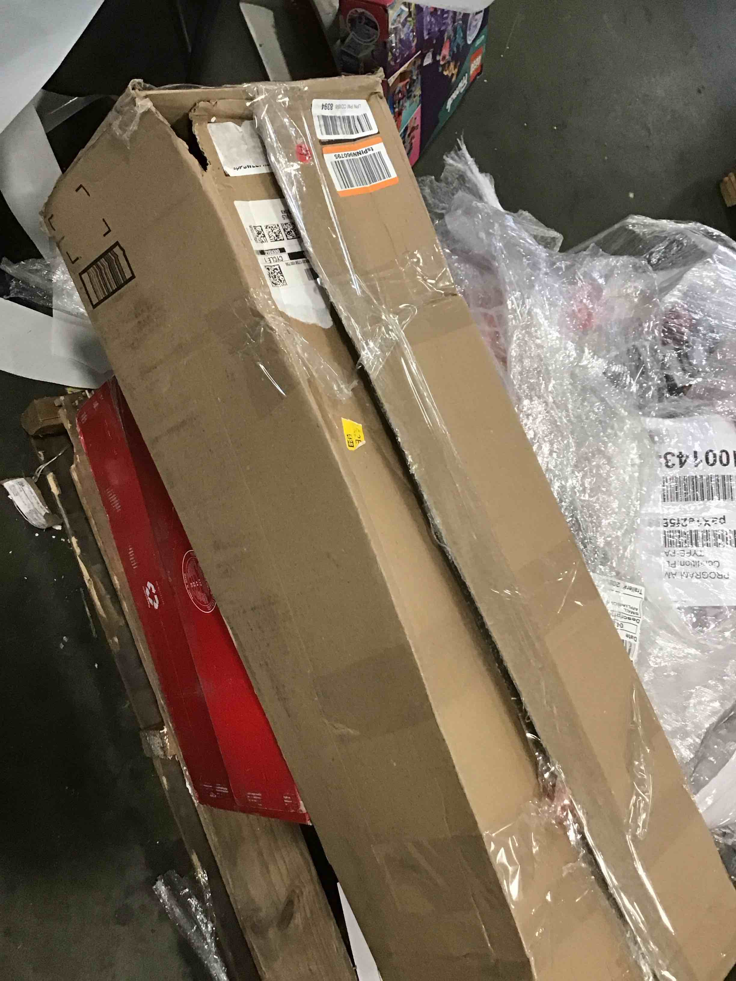https://s3.amazonaws.com/lotting-images-prod/bidfta/BLU6257579_1714489286329.jpeg