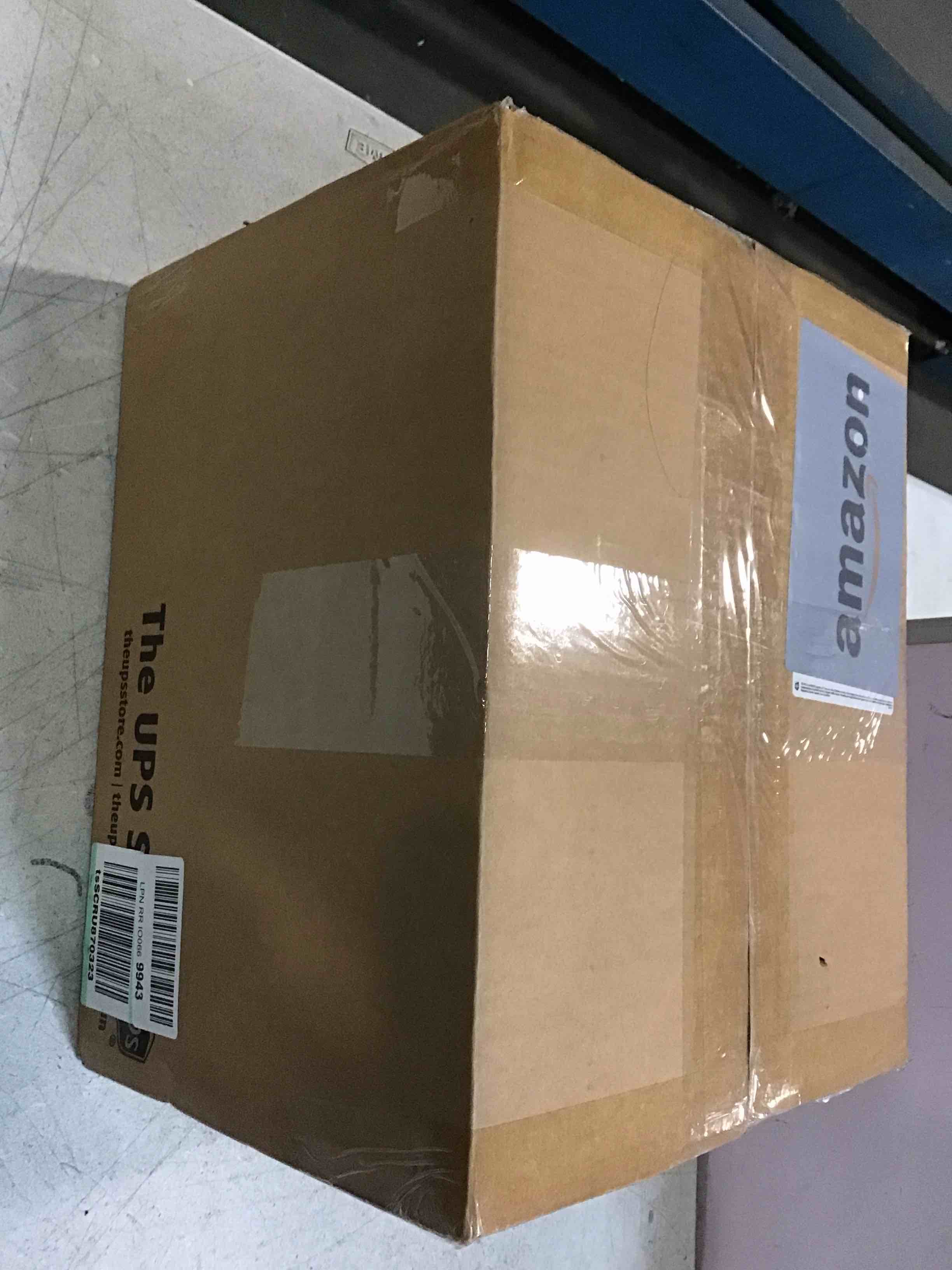 https://s3.amazonaws.com/lotting-images-prod/bidfta/BLU6258873_1714041945538.jpeg