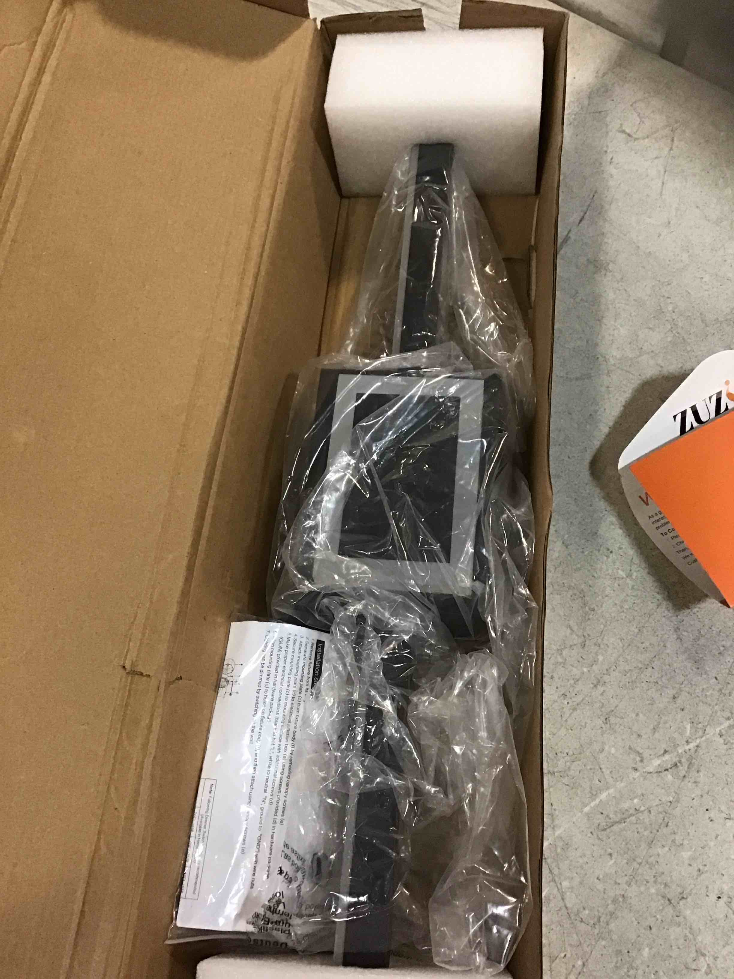 https://s3.amazonaws.com/lotting-images-prod/bidfta/BLU6259115_1714074644148.jpeg