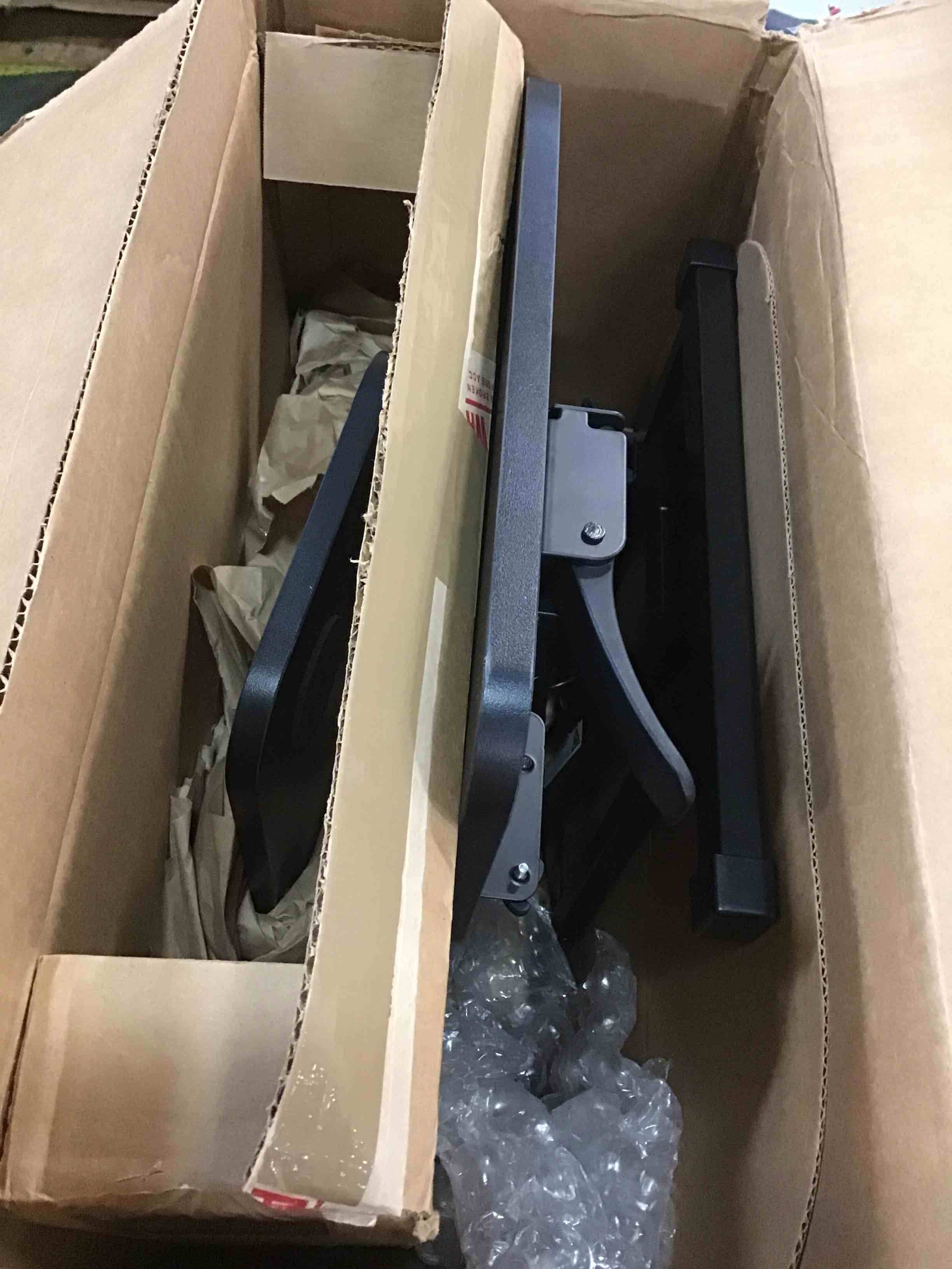 https://s3.amazonaws.com/lotting-images-prod/bidfta/BLU6259180_1714132669122.jpeg