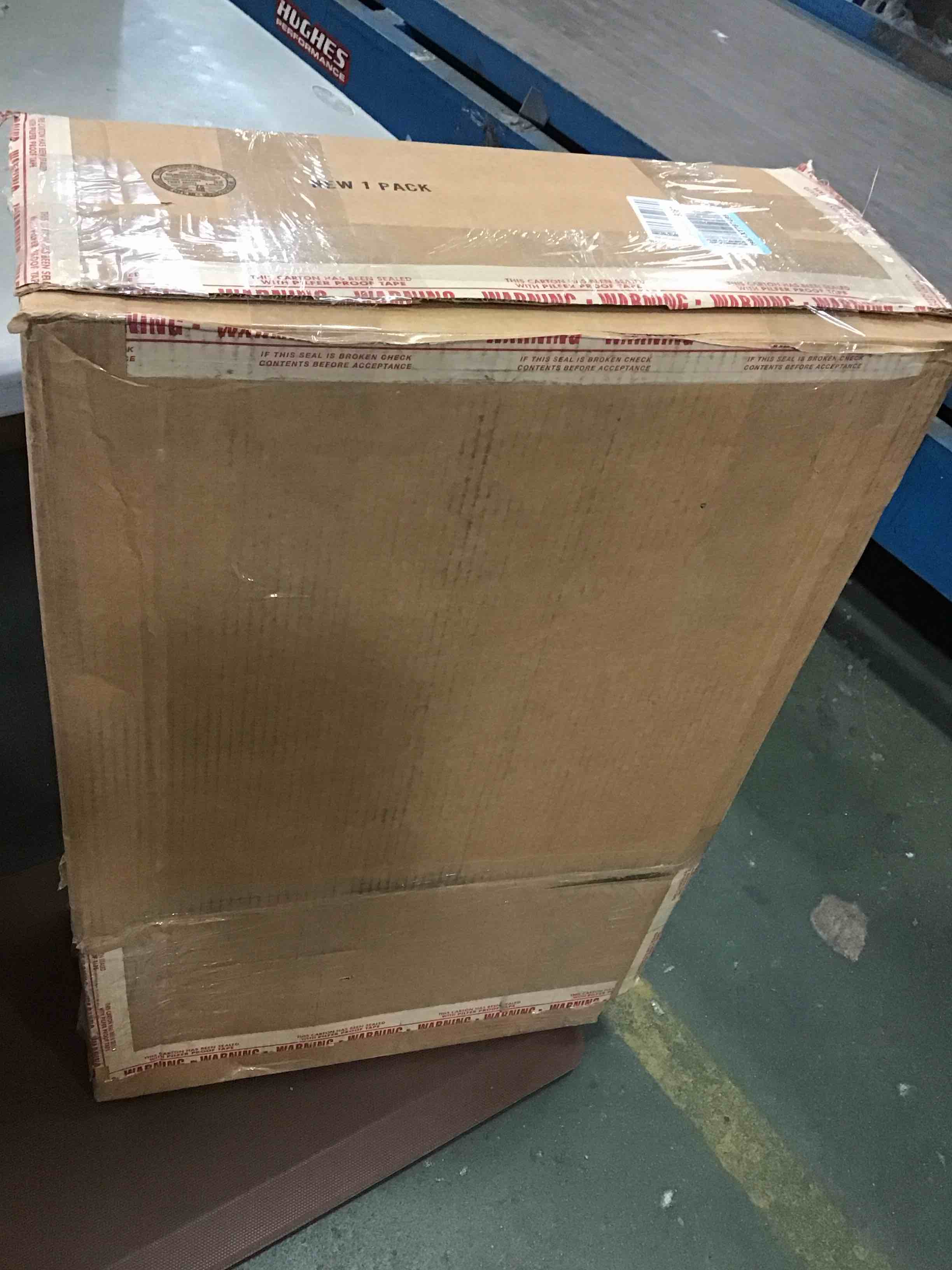 https://s3.amazonaws.com/lotting-images-prod/bidfta/BLU6259180_1714132700781.jpeg