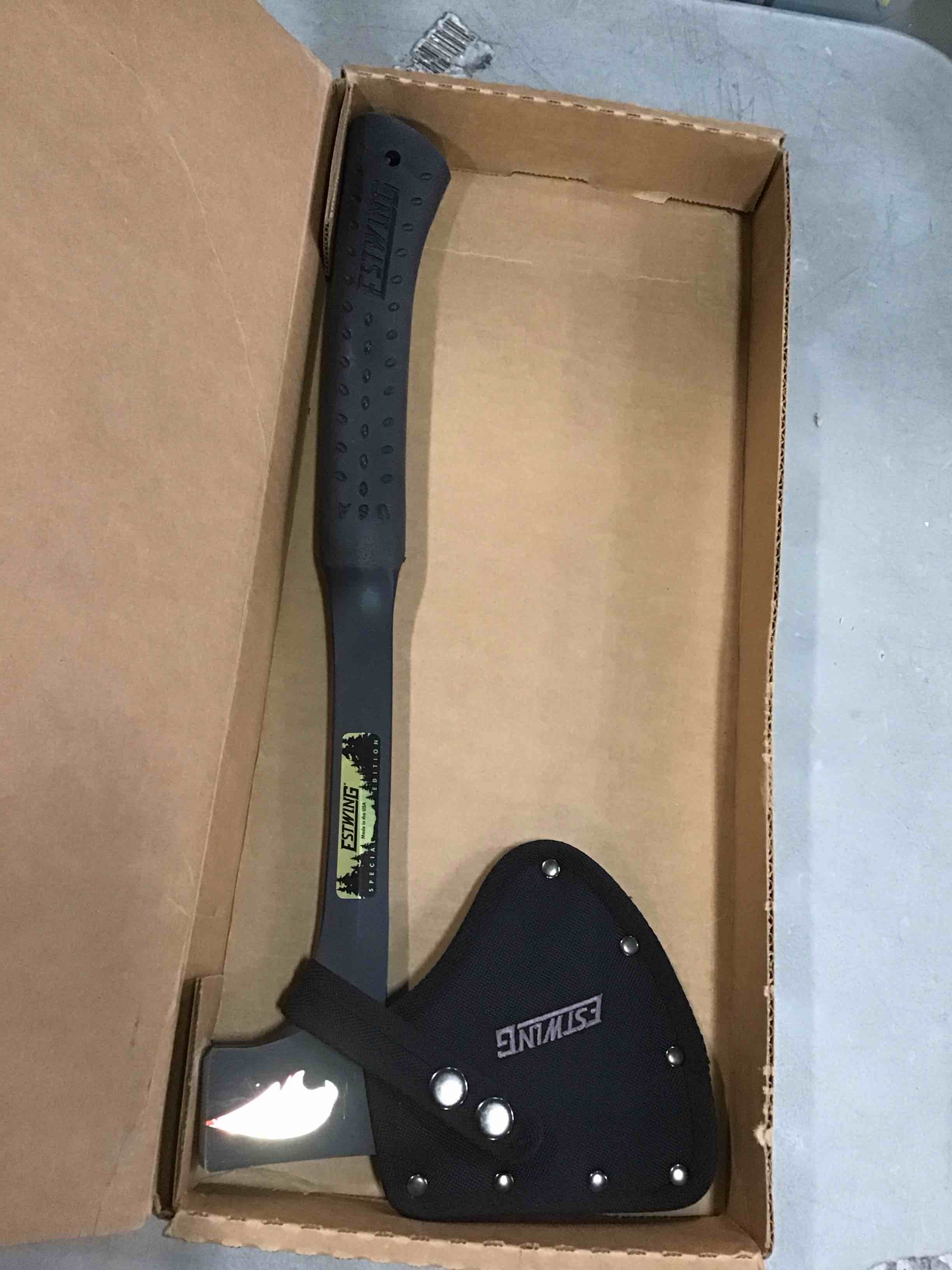 https://s3.amazonaws.com/lotting-images-prod/bidfta/BLU6259216_1714137376536.jpeg