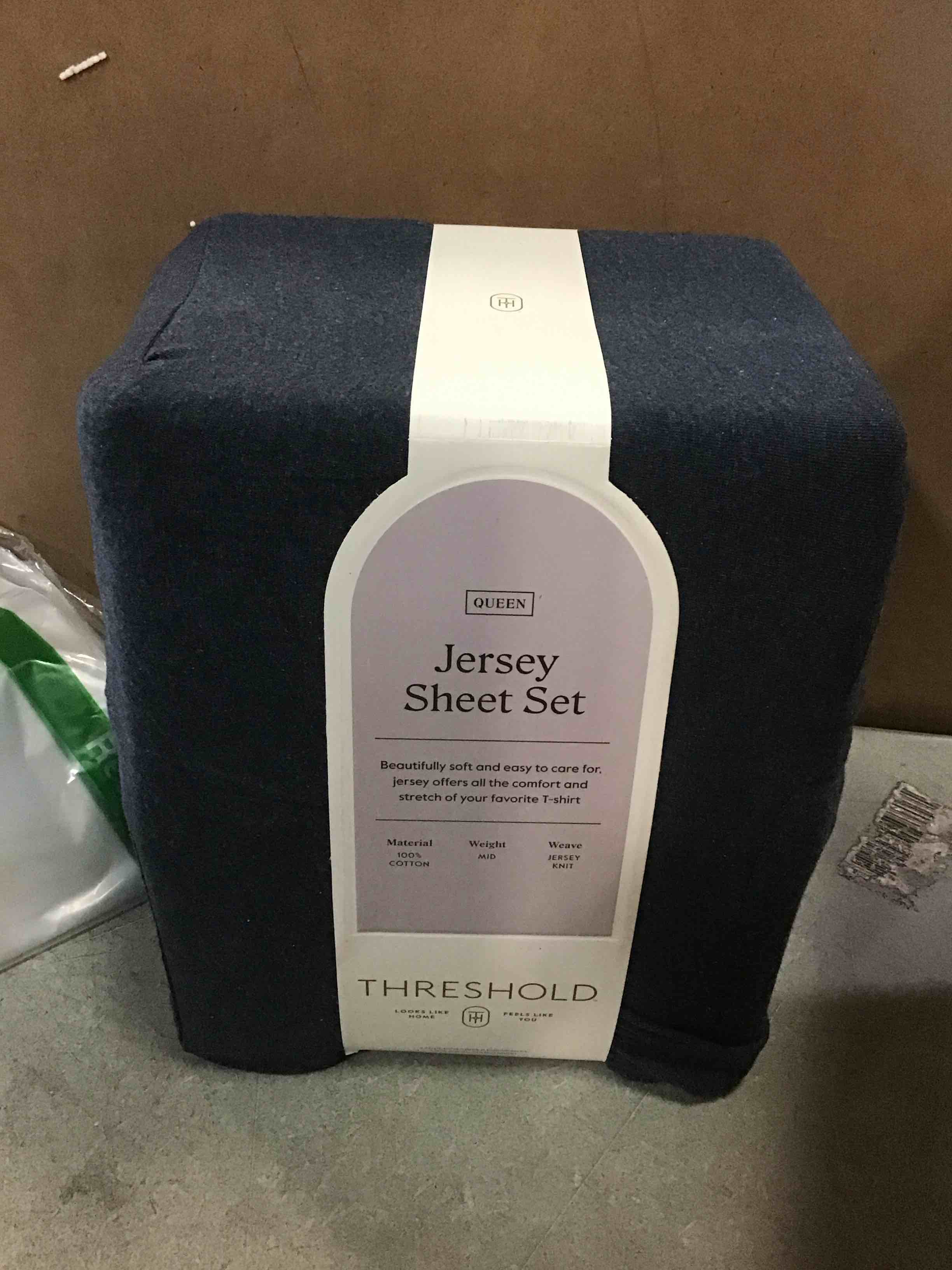 https://s3.amazonaws.com/lotting-images-prod/bidfta/BLU6259376_1714157740575.jpeg
