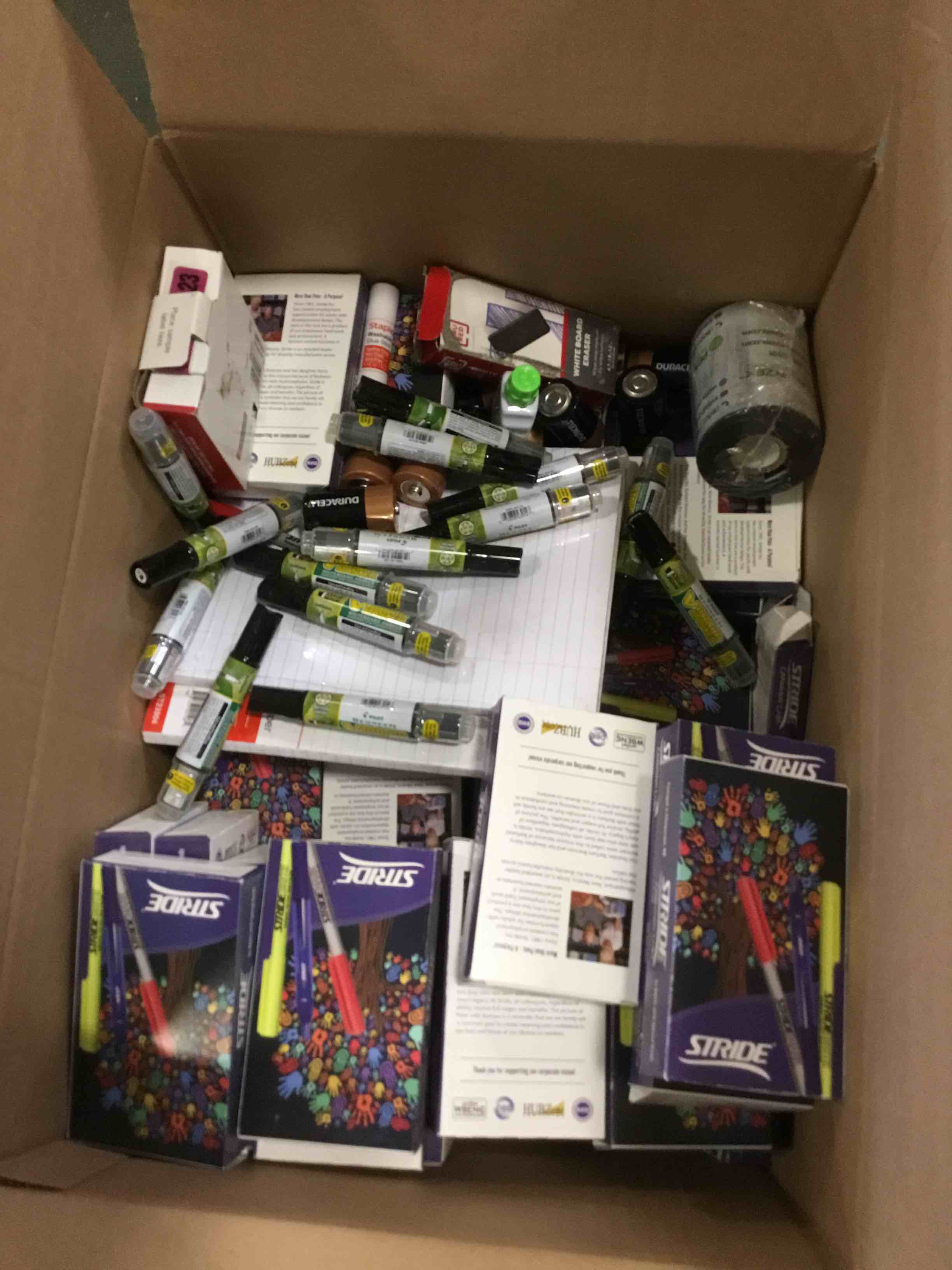 Assorted of variety of products for the maintenance and cleaning of office or home. (expiration date, brands and sizes may vary)