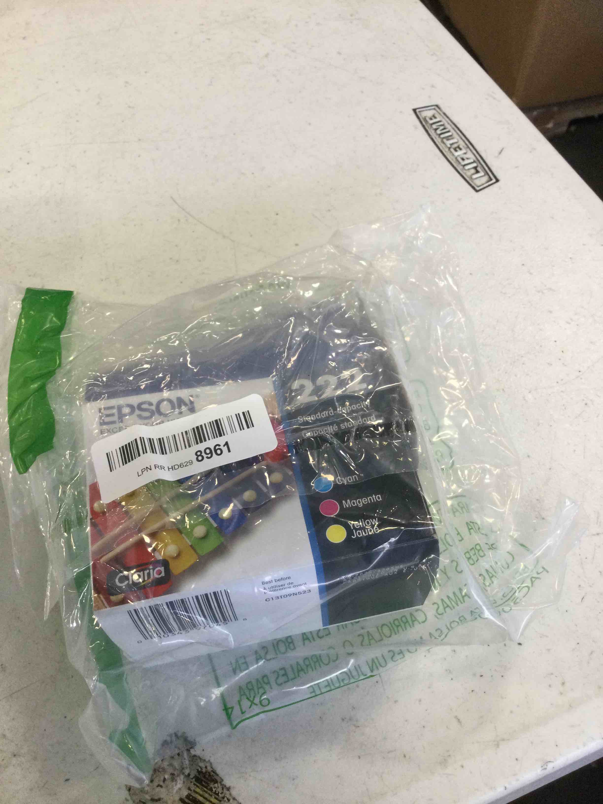 https://s3.amazonaws.com/lotting-images-prod/bidfta/BLU6261684_1715347843809.jpeg
