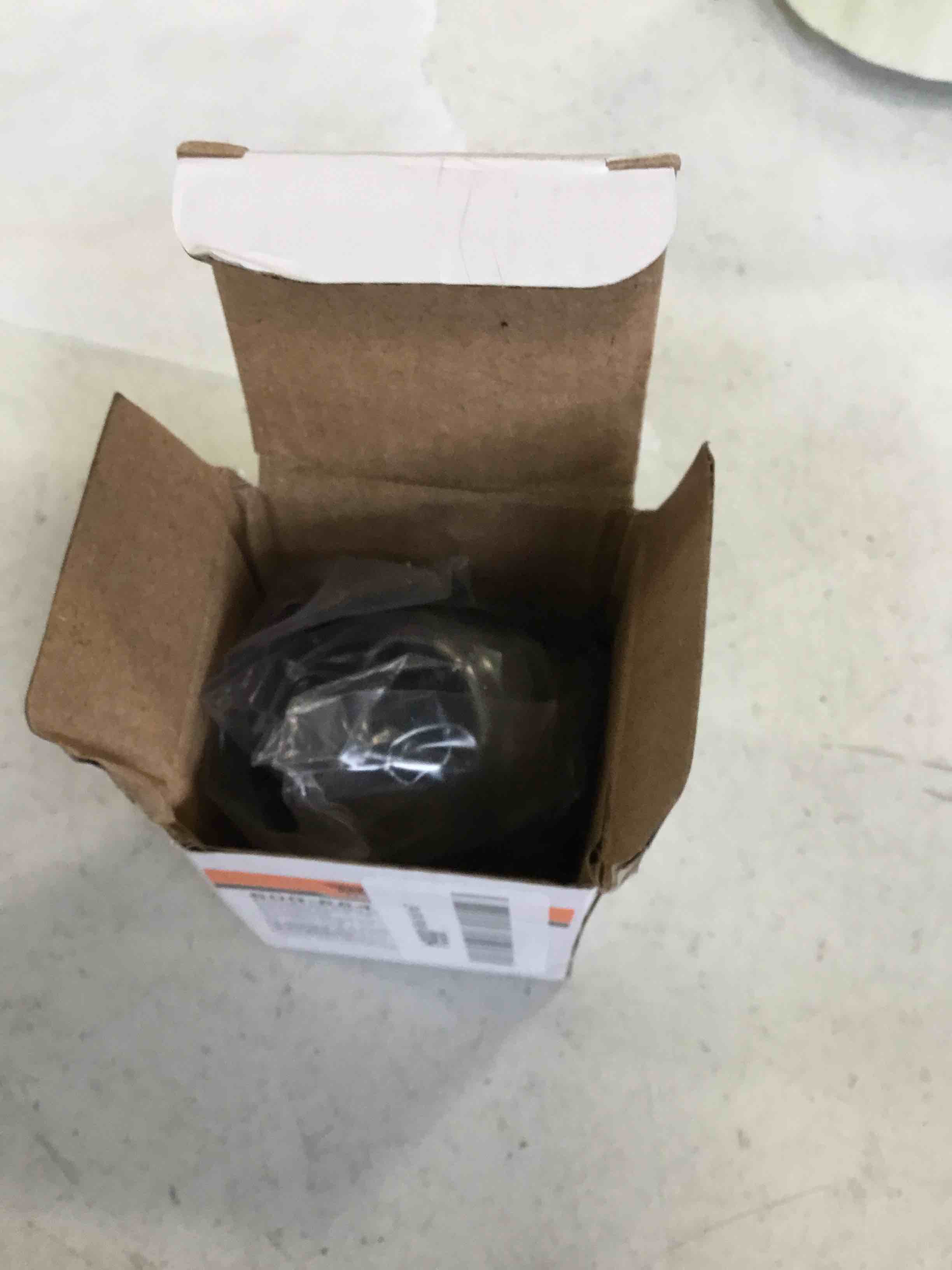 https://s3.amazonaws.com/lotting-images-prod/bidfta/BLU6261866_1715370175218.jpeg
